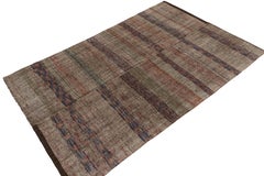 Oversized Antique Kashan Rug in Blue with Red Floral Patterns - Rug & Kilim