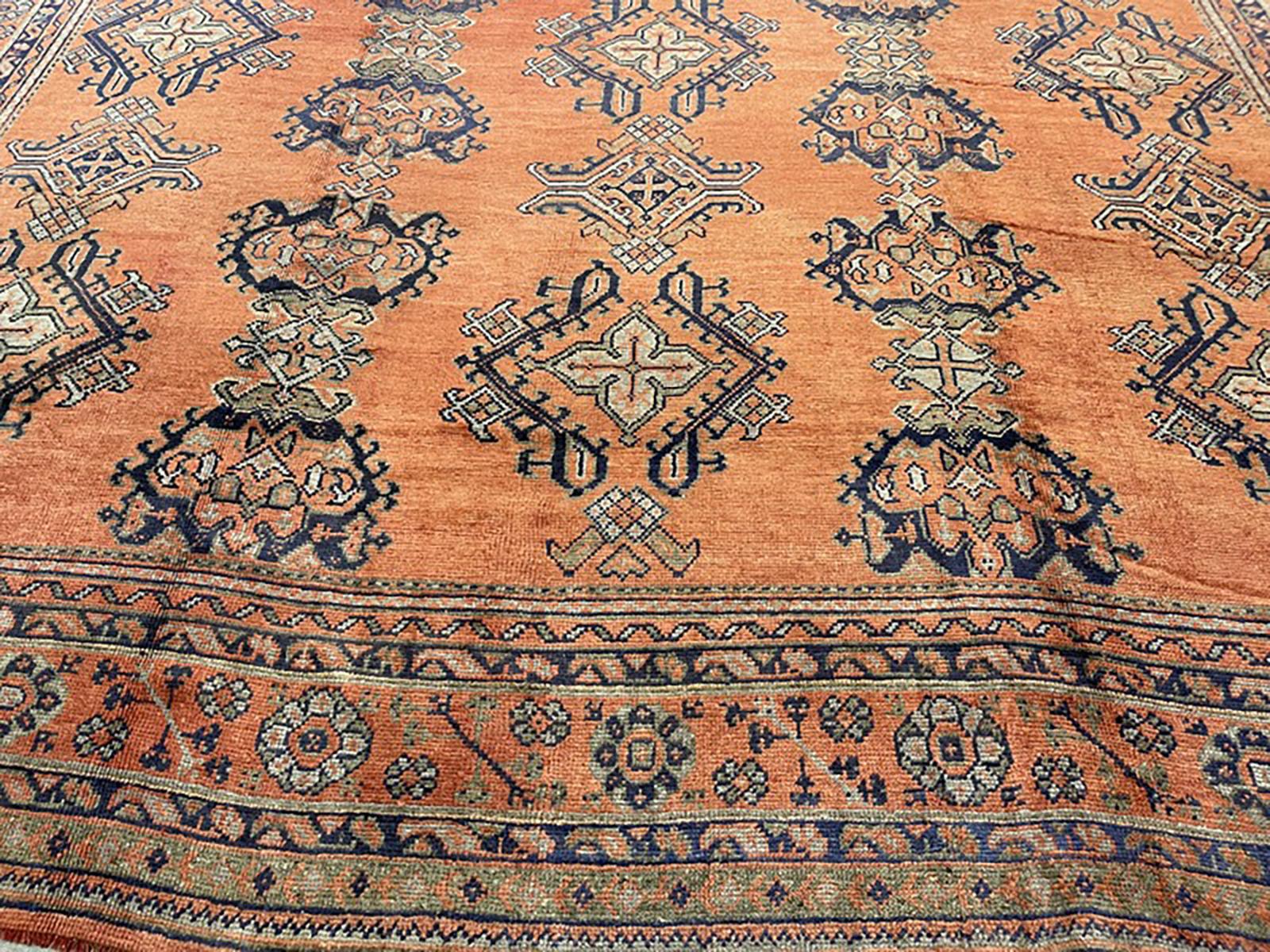 Oversized Antique Oushak Rug In Good Condition For Sale In Los Angeles, CA
