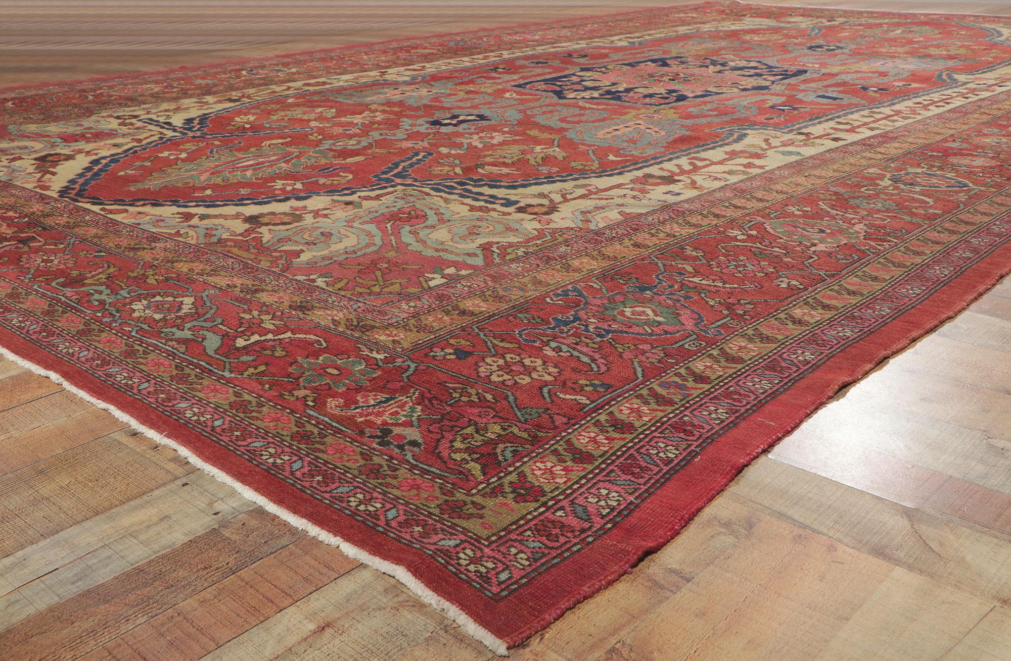 Oversized Antique Persian Bakshaish Rug, Timeless Appeal Meets Perpetually Posh For Sale 2