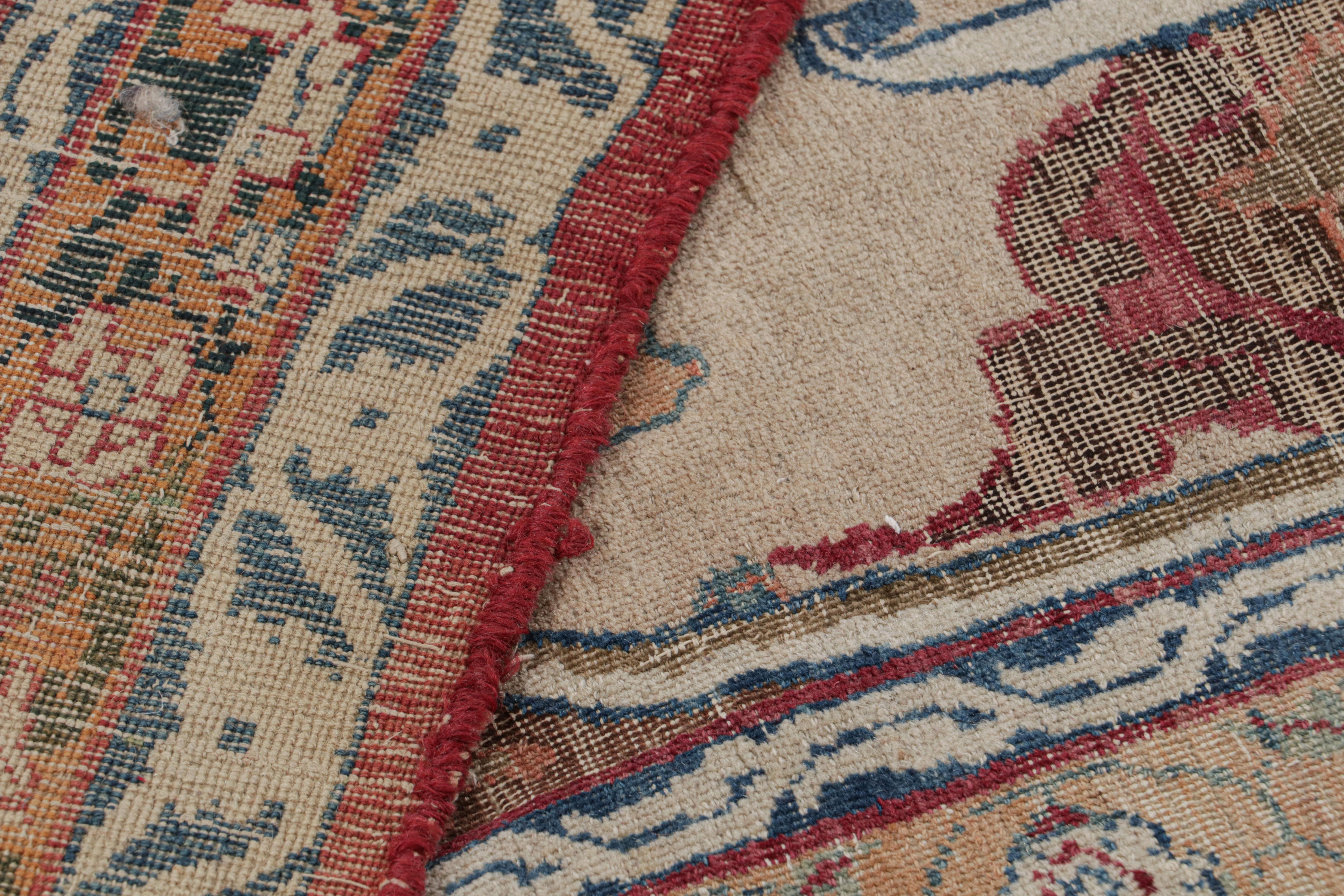 Antiker persischer Kermanshah-Teppich in Übergröße mit Blumenmuster (Wolle) im Angebot