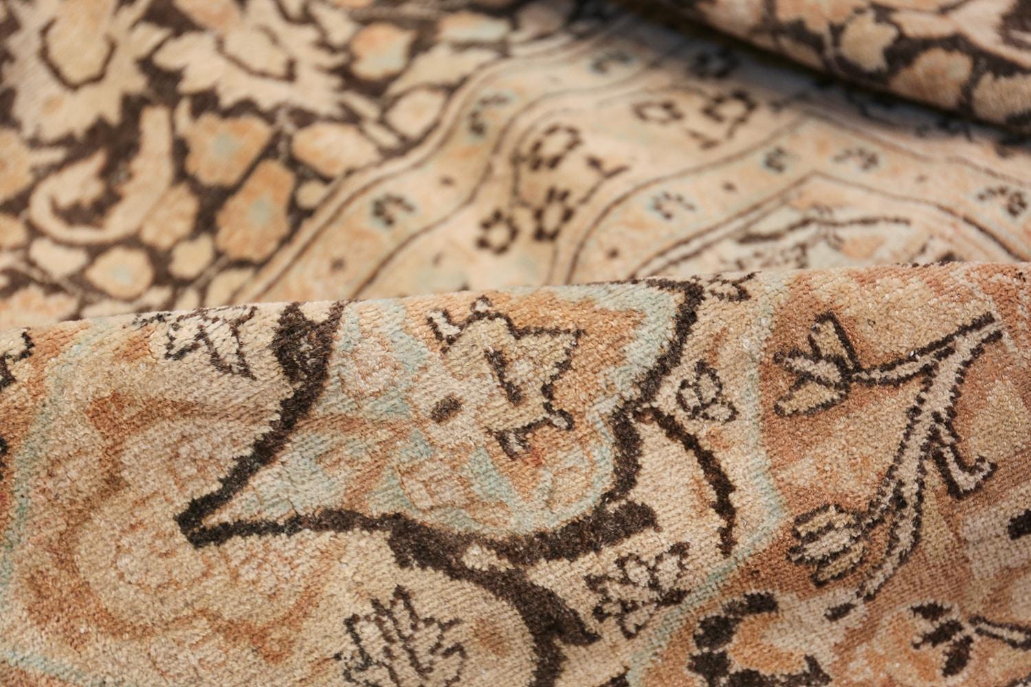 Antiker persischer Khorassan-Teppich. Größe: 13 Fuß 4 Zoll x 27 Fuß 4 Zoll im Angebot 4
