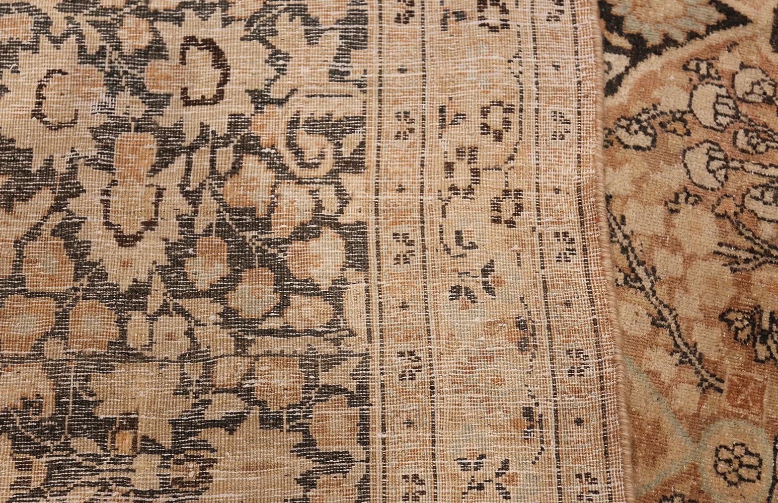 Antiker persischer Khorassan-Teppich. Größe: 13 Fuß 4 Zoll x 27 Fuß 4 Zoll (Wolle) im Angebot
