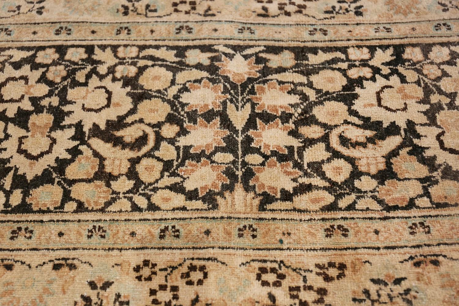 Antiker persischer Khorassan-Teppich. Größe: 13 Fuß 4 Zoll x 27 Fuß 4 Zoll im Angebot 2