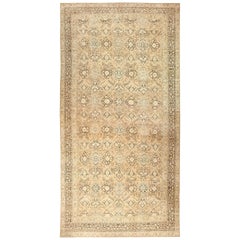Antiker persischer Khorassan-Teppich. Größe: 13 Fuß 4 Zoll x 27 Fuß 4 Zoll