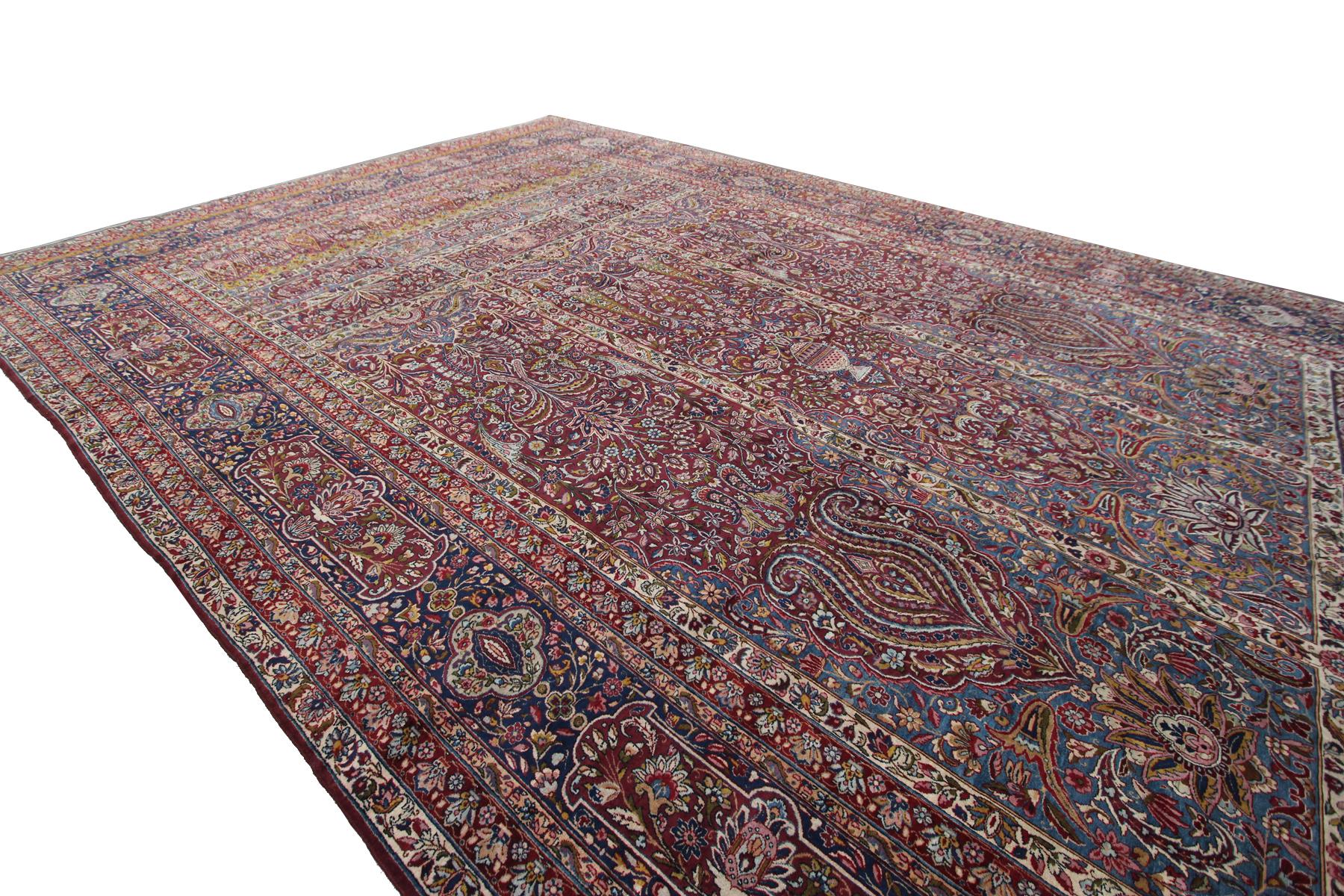 Oversized Antique Persian Rug Kermanshah Rug Lavar Rug Kork Palace 1890 In Good Condition For Sale In New York, NY
