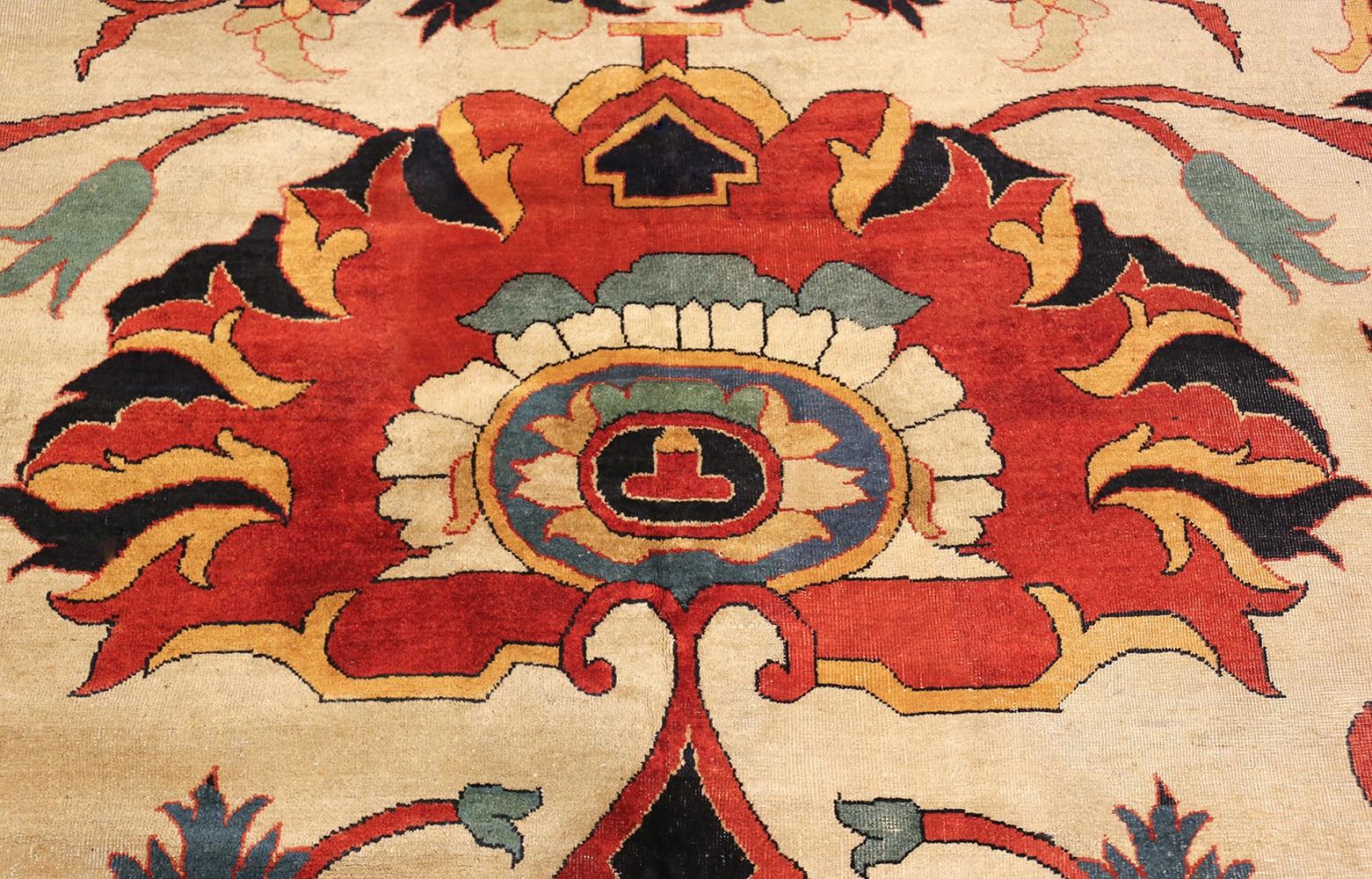 Nazmiyal Antique Persian Sarouk Farahan Carpet. Size: 19 ft 3 in x 23 ft 3 in 1
