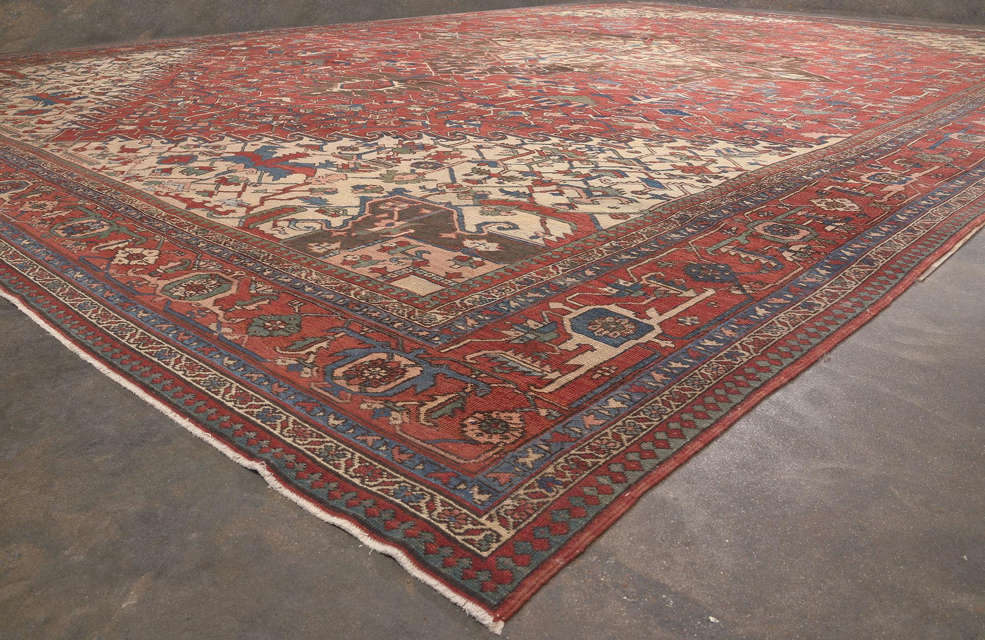 Oversized Antique Persian Serapi Rug, Hotel Lobby Size Carpet For Sale 1