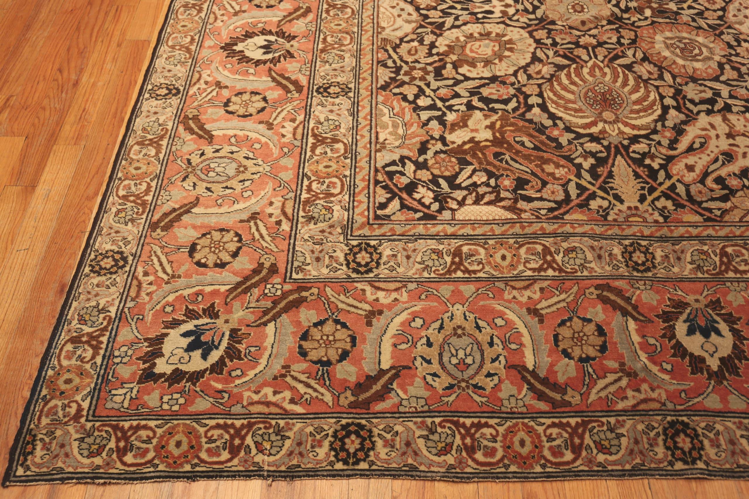 Antique Persian Tabriz Carpet. 12 ft 9 in x 20 ft 3 in In Good Condition For Sale In New York, NY
