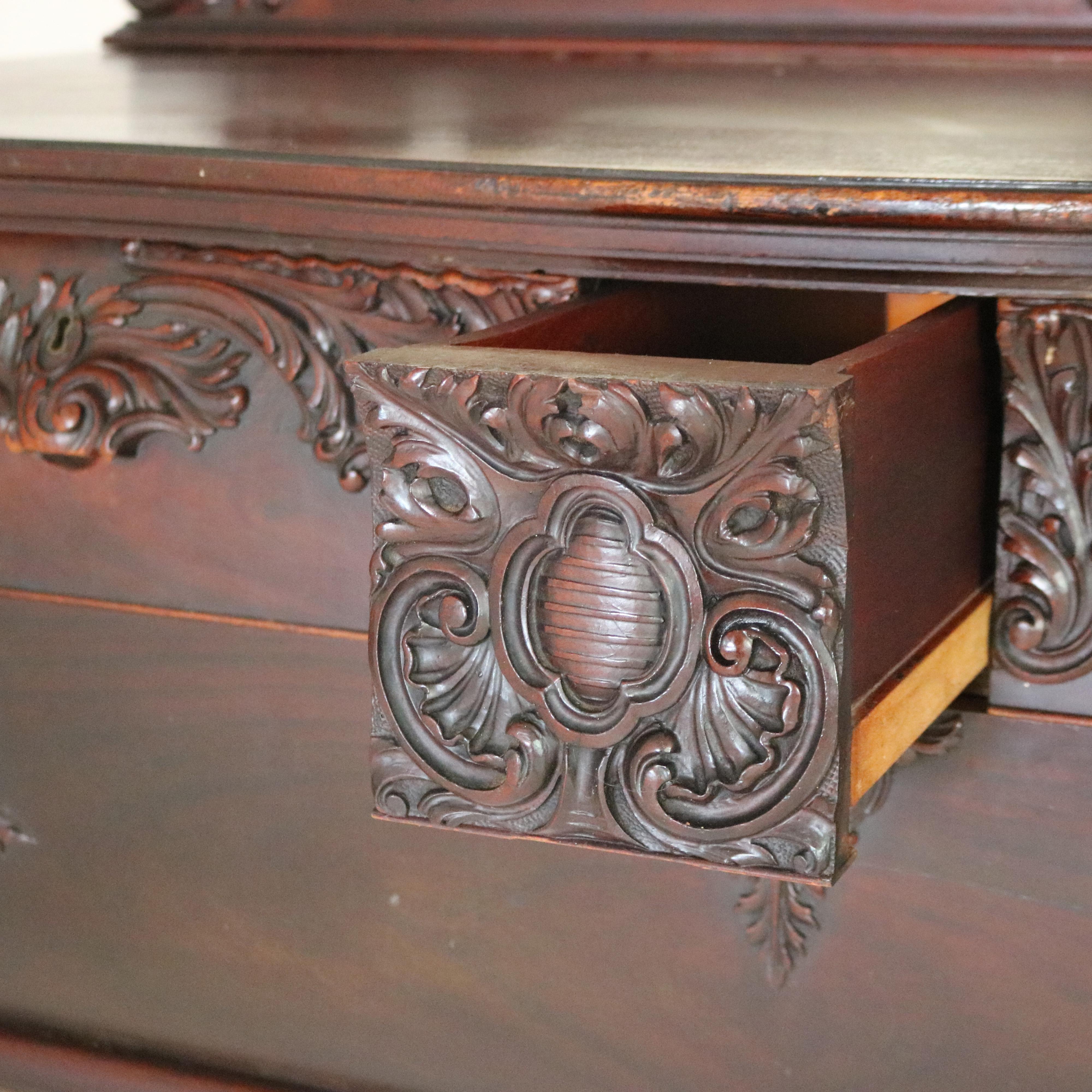 Commode RJ Horner surdimensionnée en acajou sculpté avec miroir C1900 en vente 7