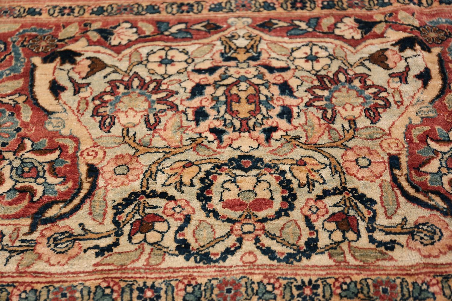 Oversized Antique Tehran Persian Carpet. Size: 14 ft 3 in x 22 ft 3 in In Excellent Condition In New York, NY
