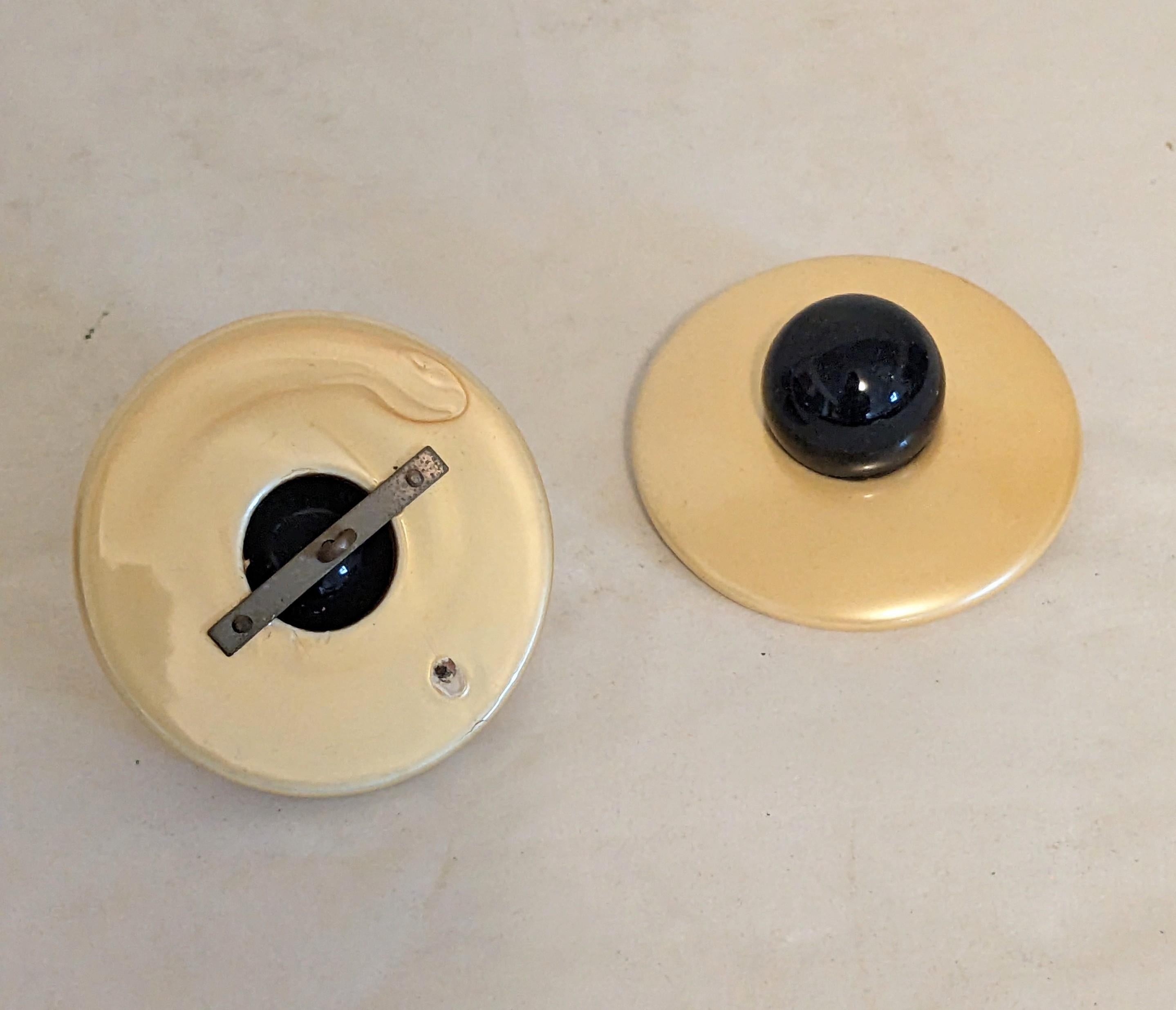 Oversized Art Deco Lacquered Buttons For Sale 1
