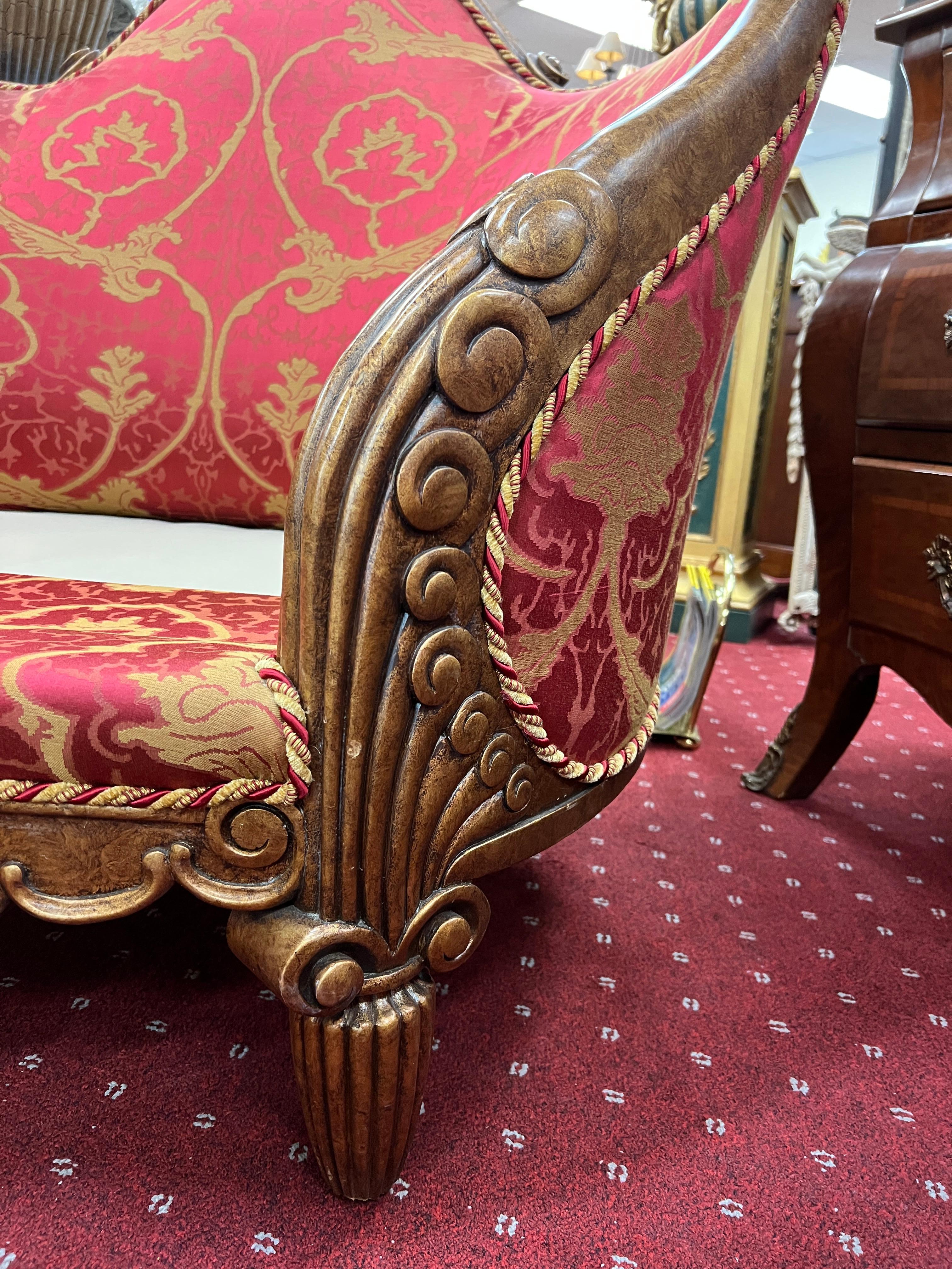 Chaise longue baroque surdimensionnée de Tomlinson en vente 1