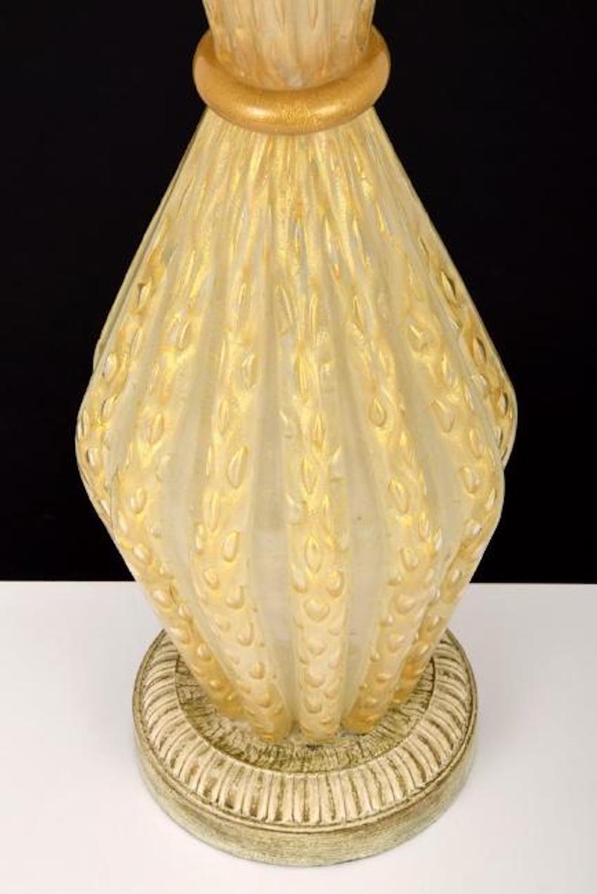 Gorgeous monumental Murano glass lamp. Lamp has gold aventurine and controlled bubbles throughout and is made by Barovier & Taso, Murano, Italy.