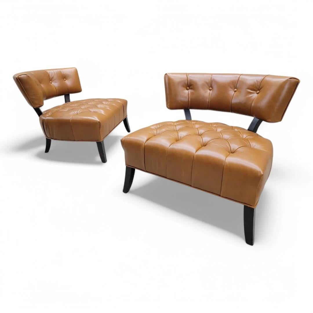 Pelle Sedie a pantofola sovradimensionate in stile Billy Haines appena rivestite in pelle cognac in vendita