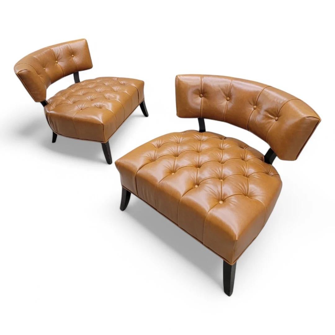Sedie a pantofola sovradimensionate in stile Billy Haines appena rivestite in pelle cognac in vendita 2