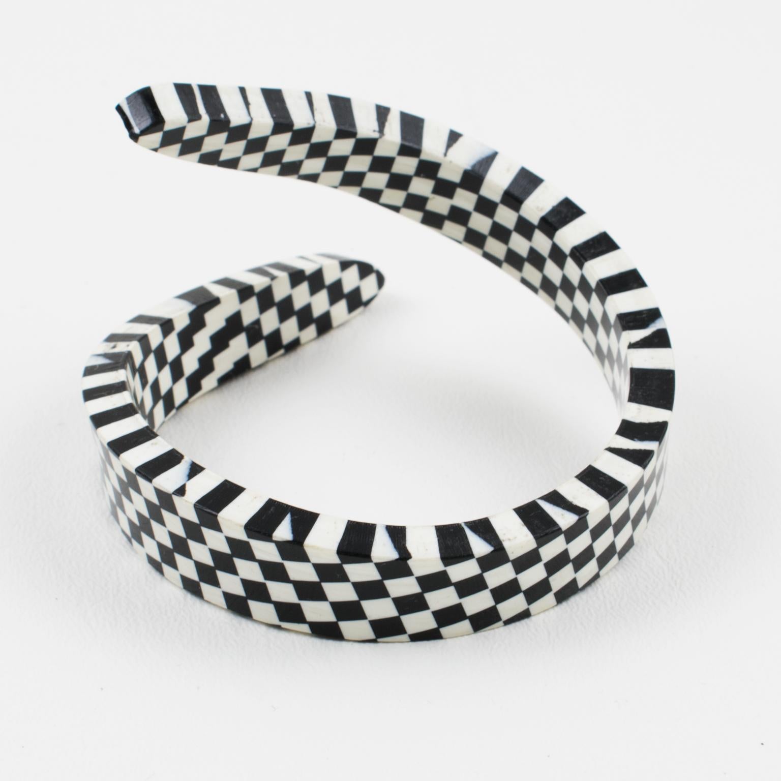checkerboard bracelet pattern