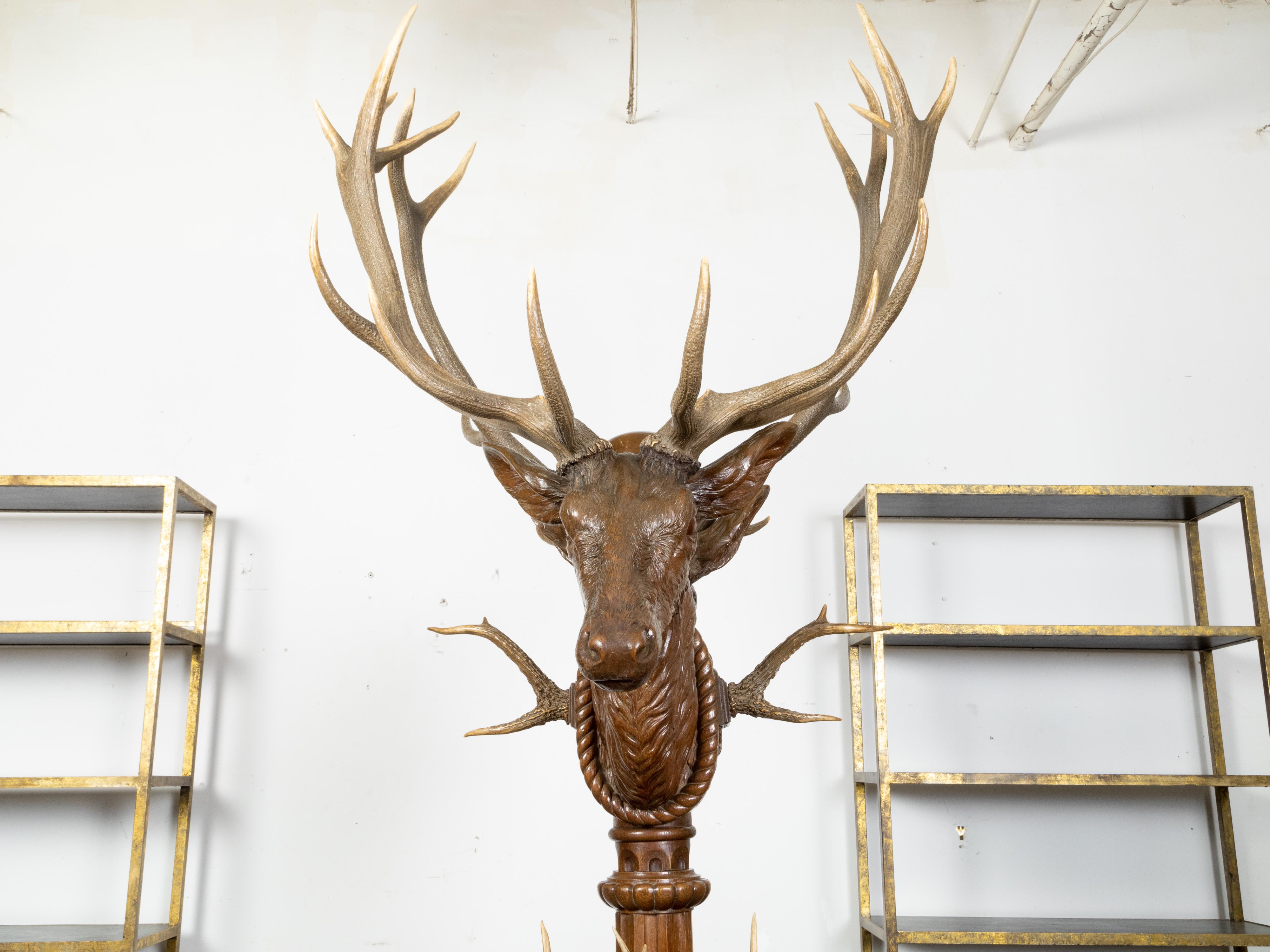 Oversized Black Forest 19th Century Carved Oak Stag Rack with Antlers For Sale 4