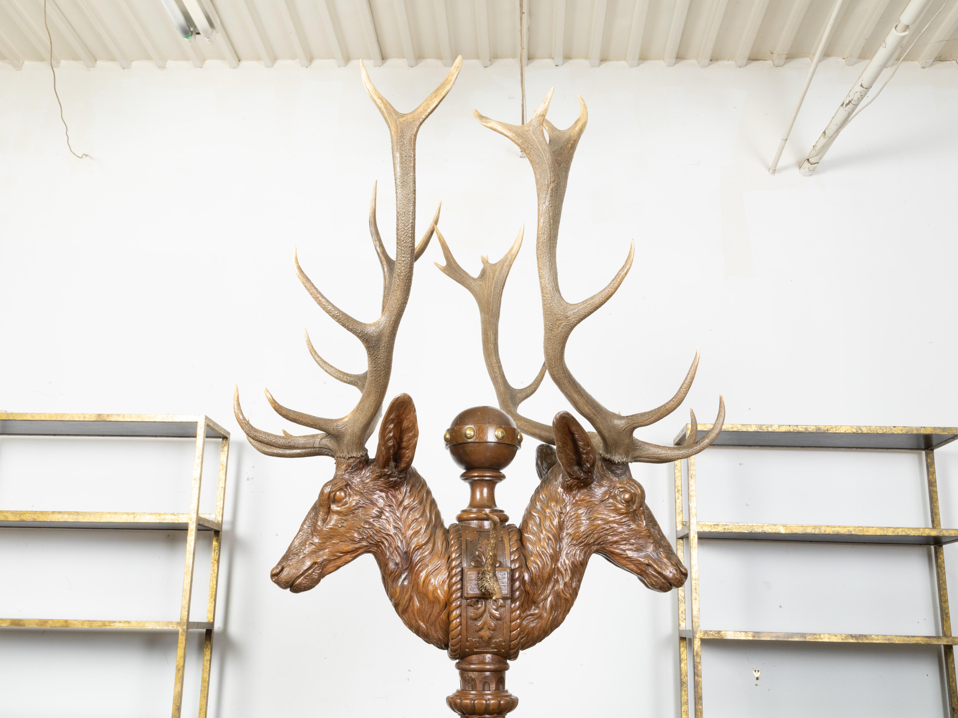 Oversized Black Forest 19th Century Carved Oak Stag Rack with Antlers For Sale 5