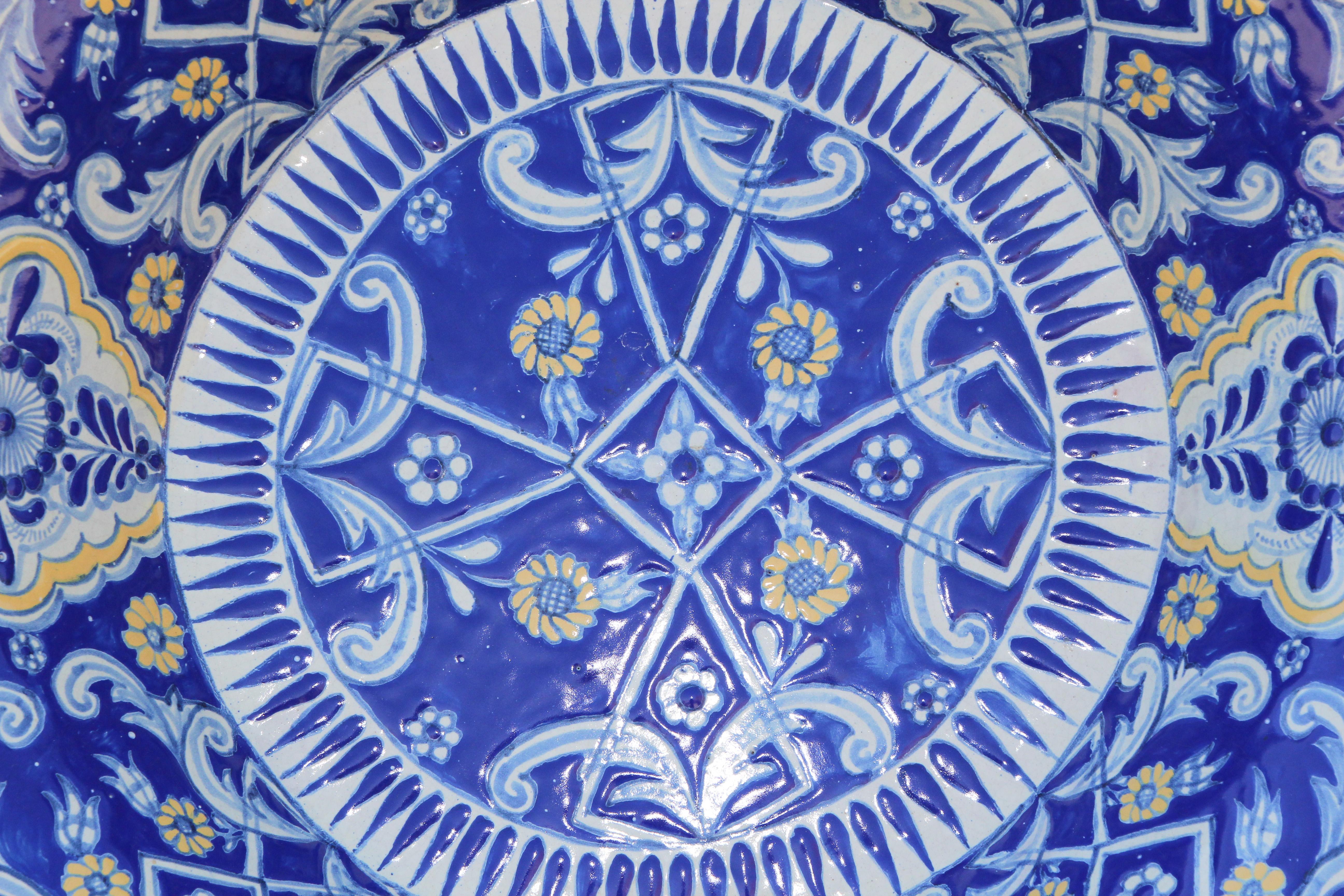 Oversized Blue and White Mexican Talavera Glazed Ceramic Bowl For Sale 7