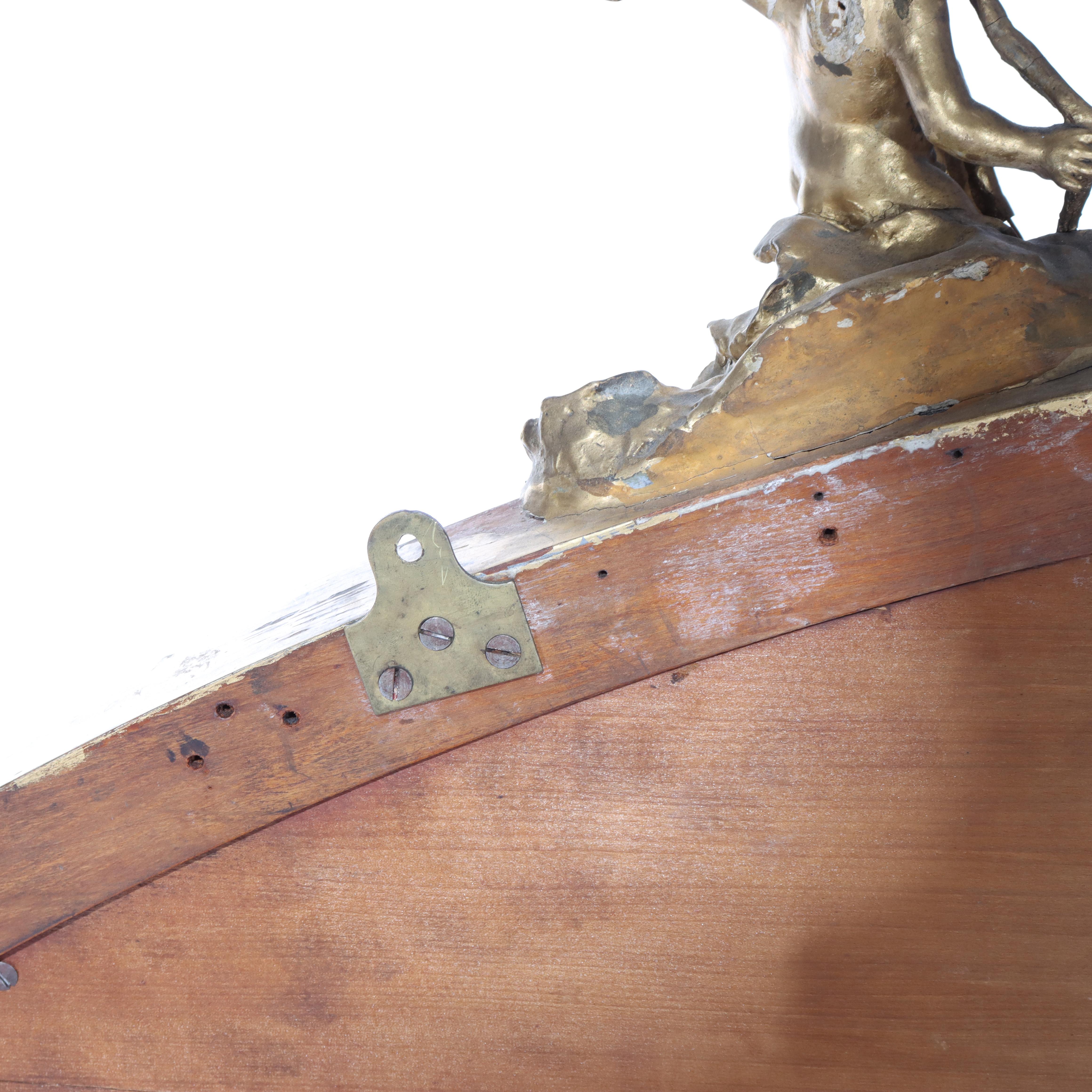 Miroir de cheminée surdimensionné en bois doré classique de Boston avec chérubins C1860 en vente 5