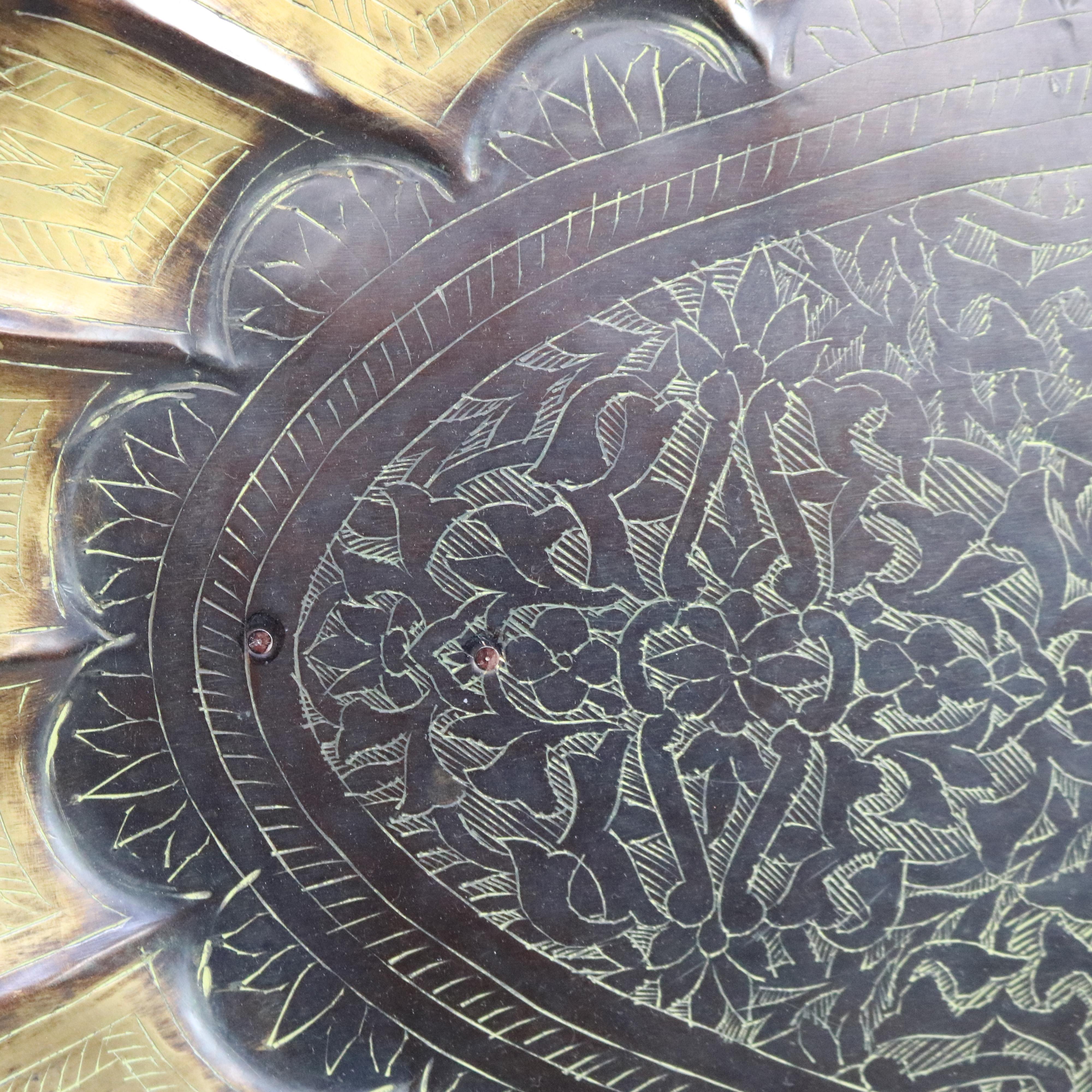 Oversized Brass Persian-Theme Oval Tray 20thC For Sale 6