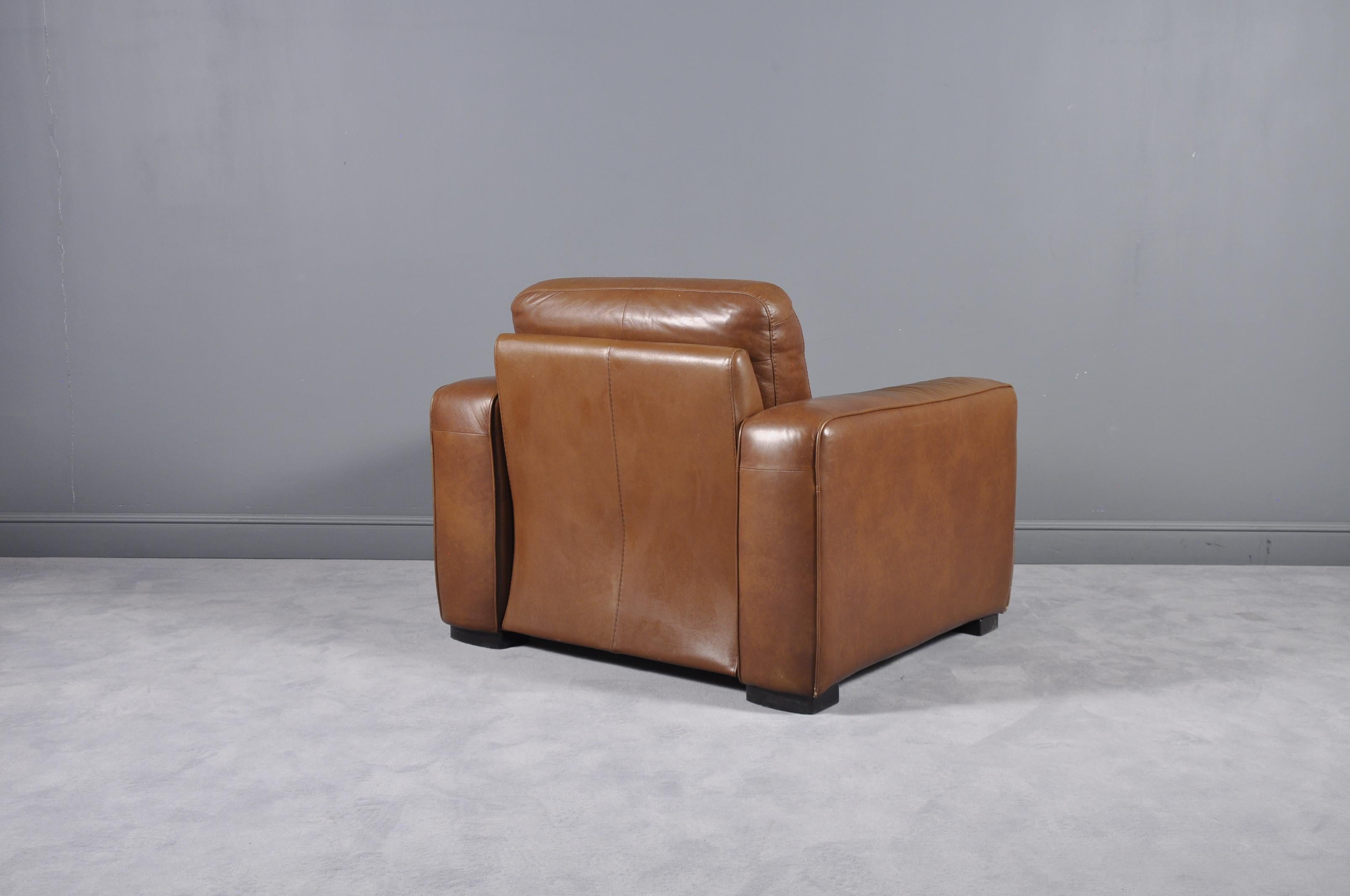 Italian Oversized Cigar Brown High Quality Leather Club Chair For Sale