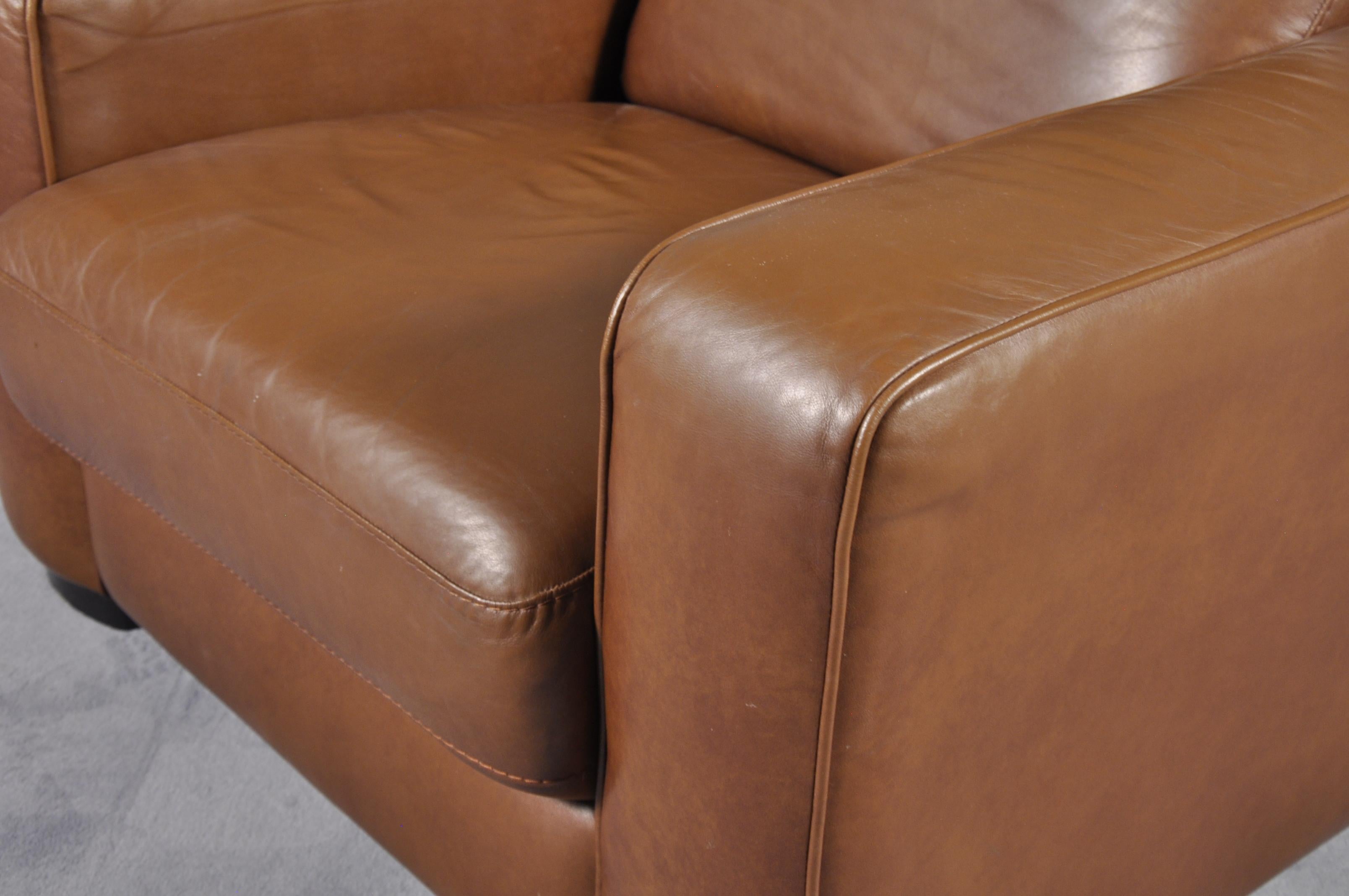 Late 20th Century Oversized Cigar Brown High Quality Leather Club Chair For Sale