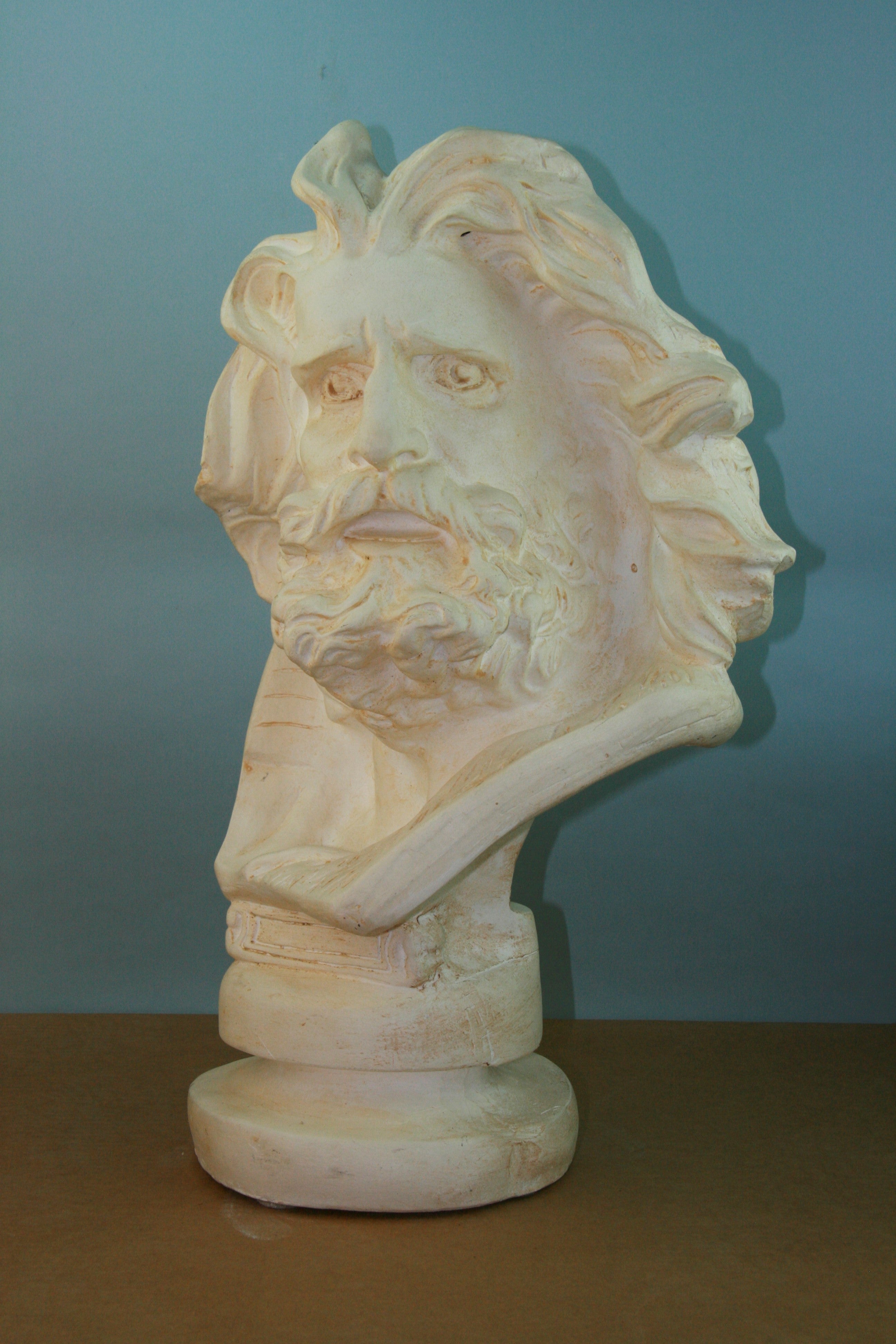 Oversized Classical Male Figure  Library Sculpture In Good Condition For Sale In Douglas Manor, NY