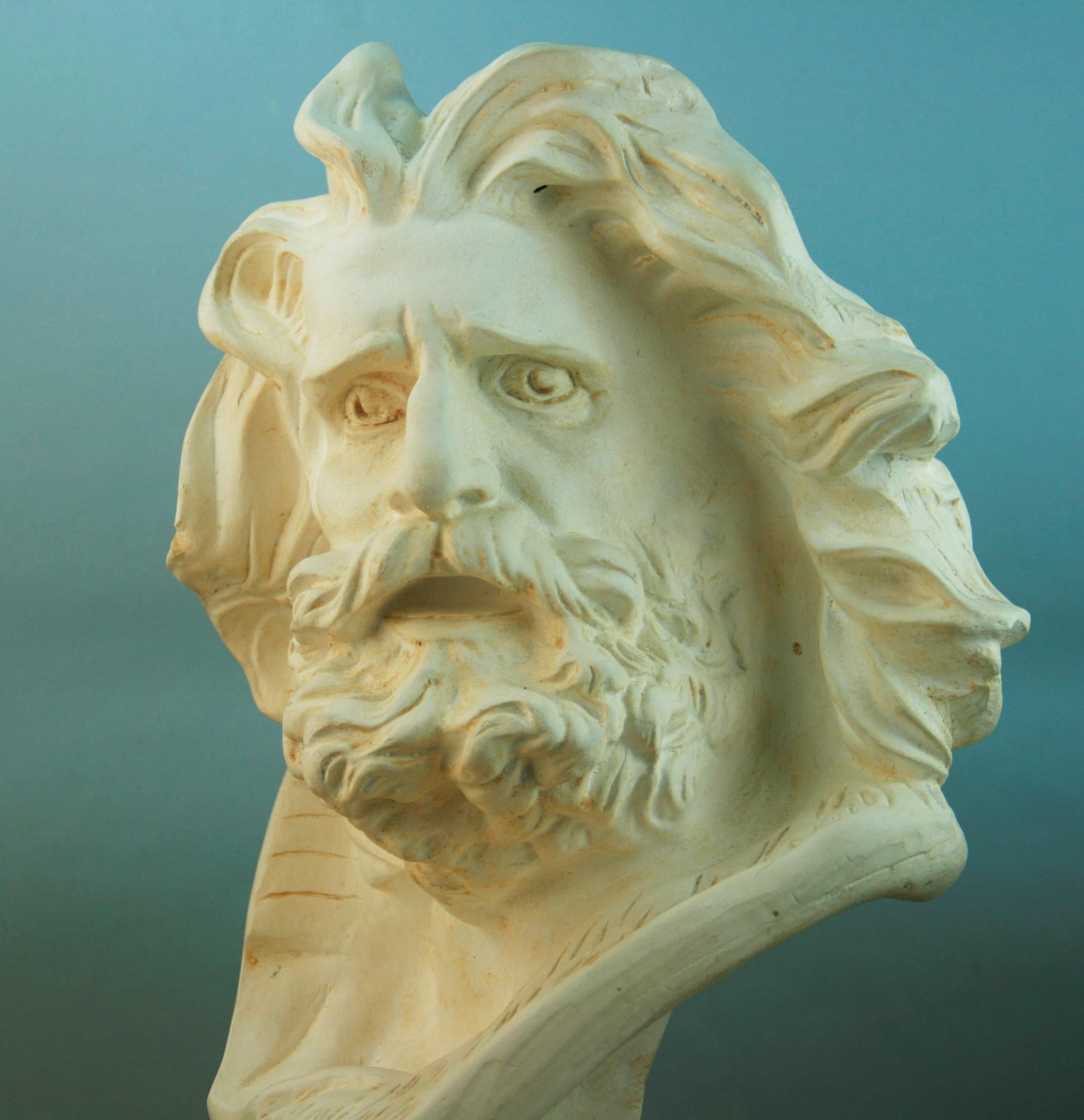 Milieu du XXe siècle Figure masculine classique surdimensionnée  Sculpture de la bibliothèque en vente