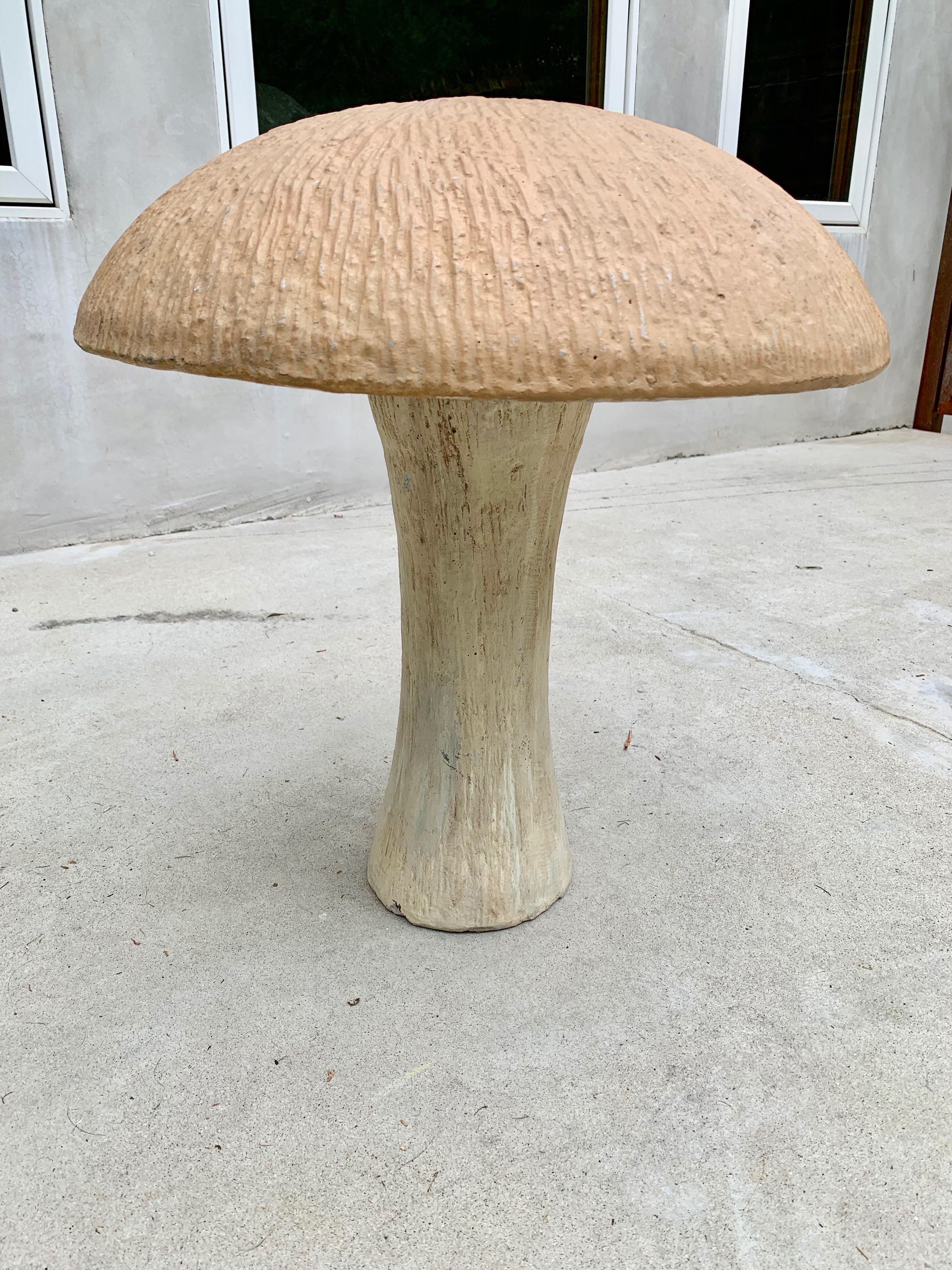 how to make a concrete mushroom stool