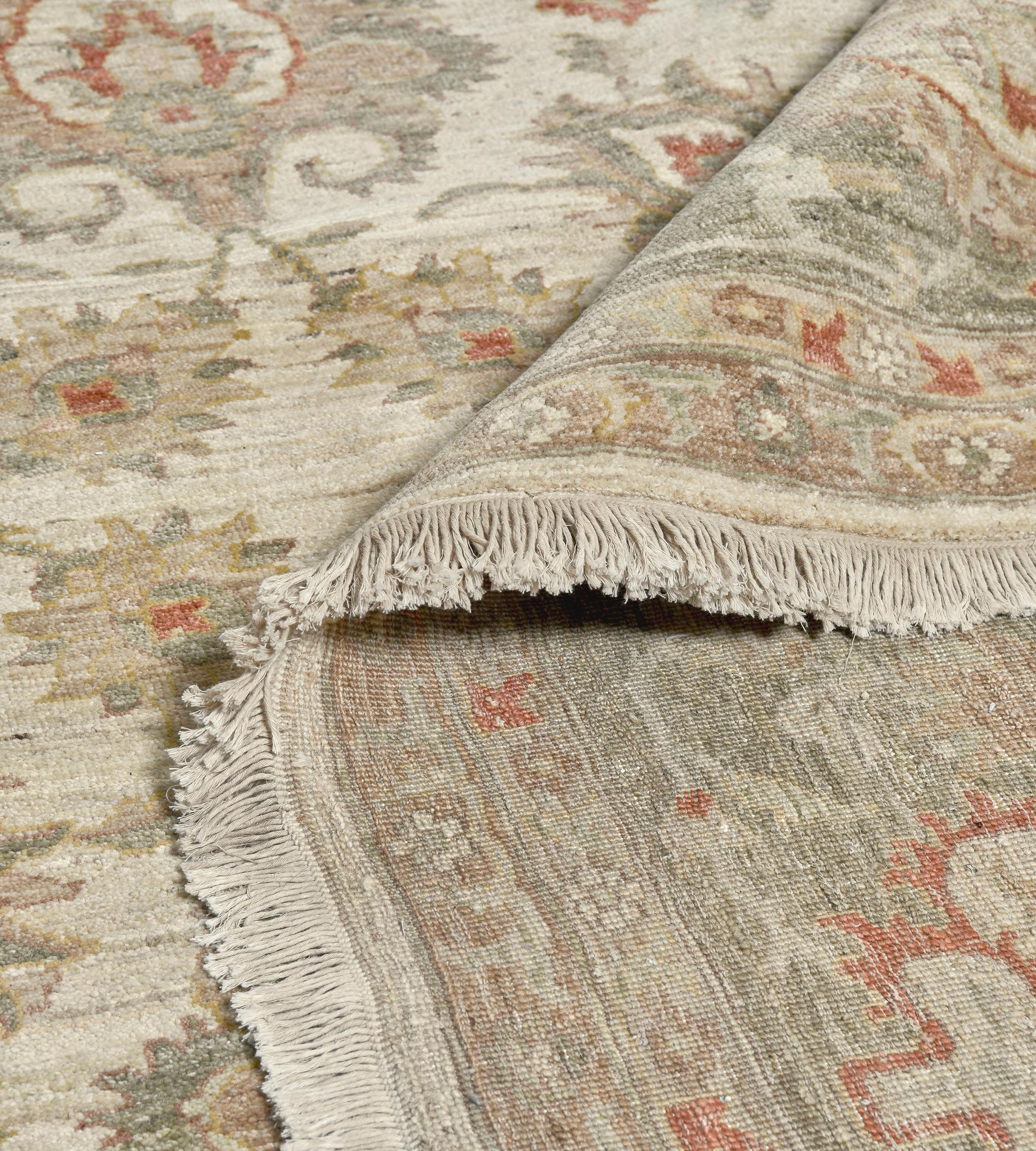 Oversized Contemporary Hand-woven Wool Revival Sultanabad-Inspired Rug For Sale 4