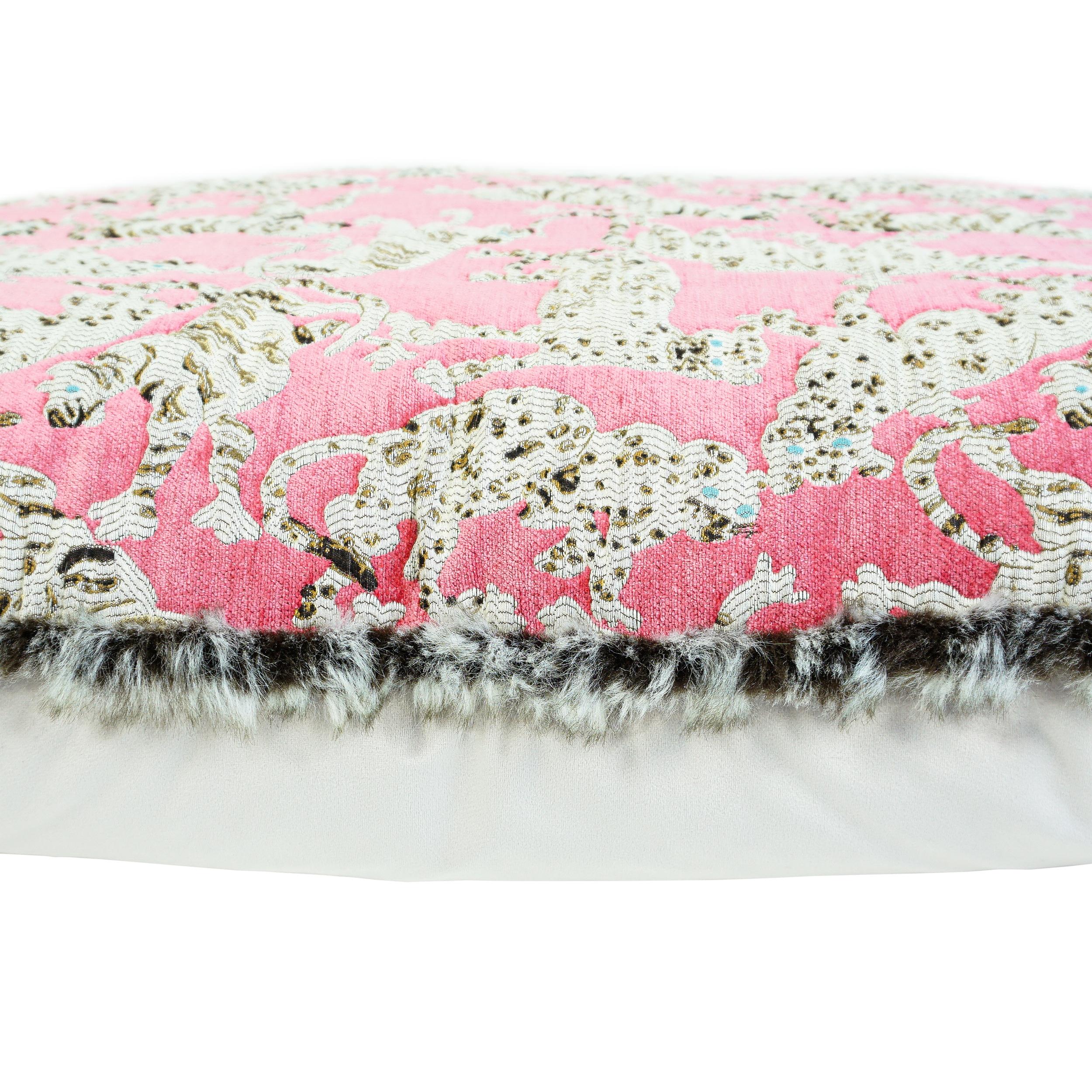 Oversized Down/Feather Pillow w Quilted Cat Pattern and Faux Fur Trim For Sale 7