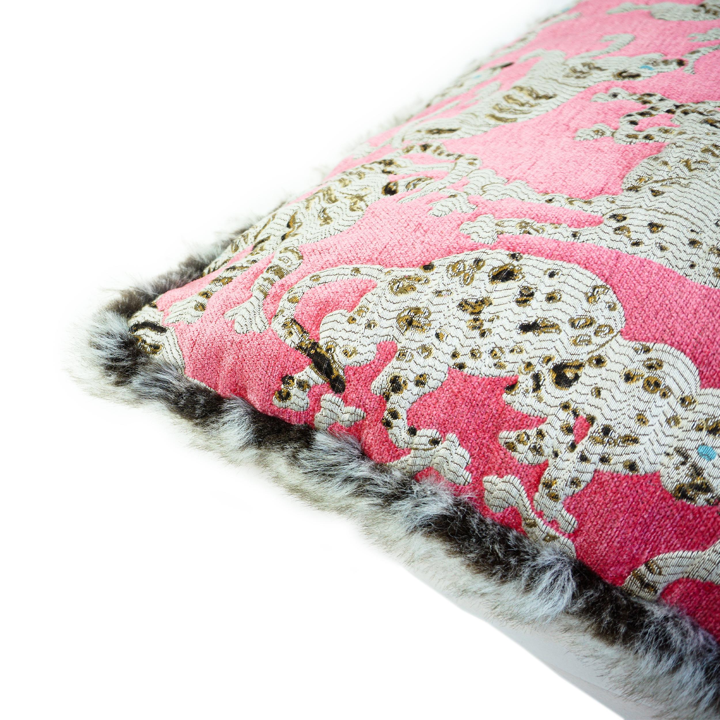 Oversized Down/Feather Pillow w Quilted Cat Pattern and Faux Fur Trim For Sale 8