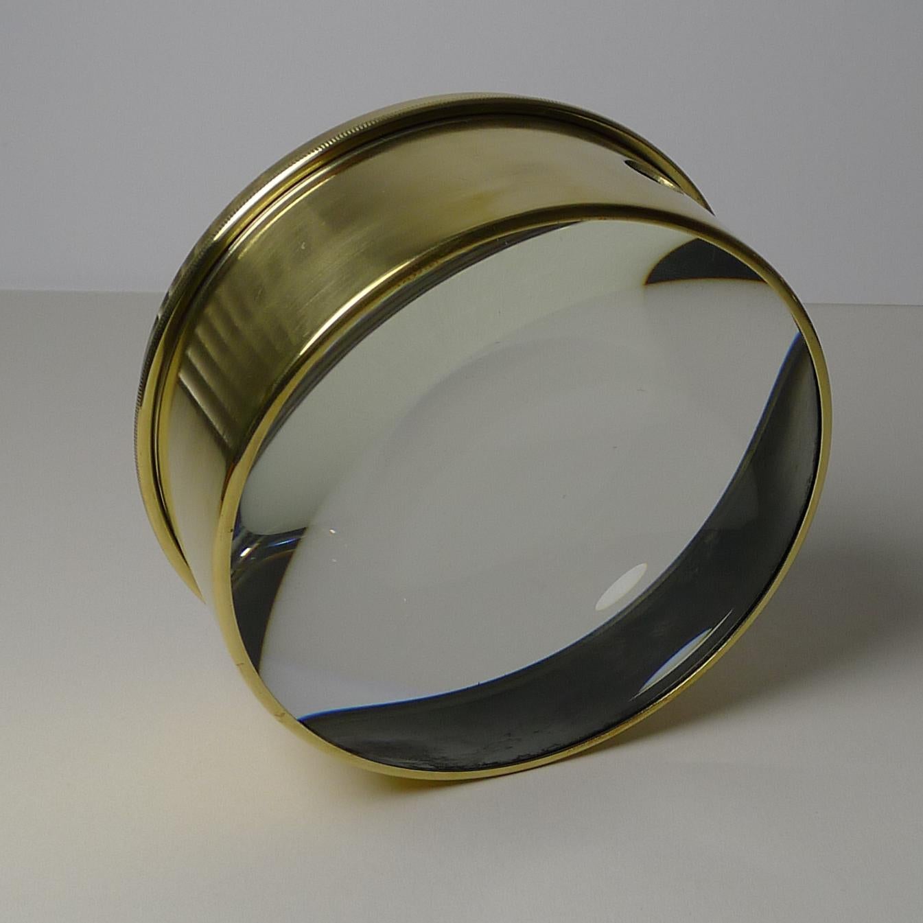 Oversized English Antique Brass Desk Magnifying Glass / Paperweight c.1910 In Good Condition In Bath, GB