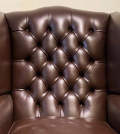 Englischer Leder-Ohrensessel in Übergröße