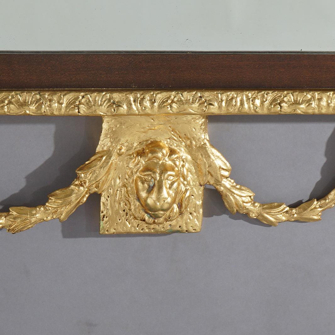 Miroir mural fédéral surdimensionné en bois doré et acajou avec aigle et campanules 20e siècle en vente 2