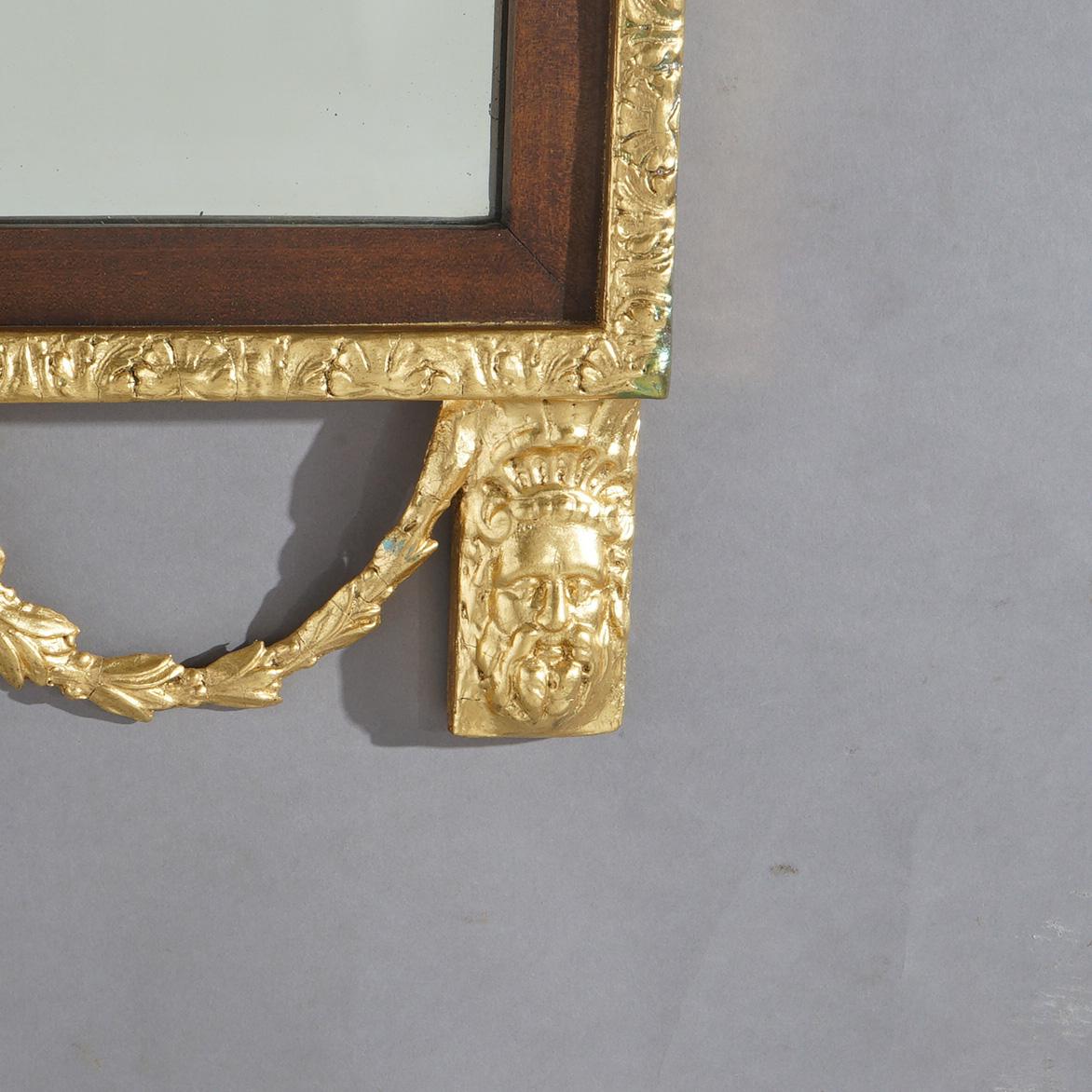 Miroir mural fédéral surdimensionné en bois doré et acajou avec aigle et campanules 20e siècle en vente 3