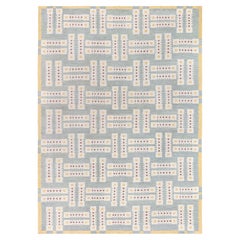 Übergroßer, flachgewebter, moderner, geometrischer, hellblauer Wollteppich von Doris Leslie Blau