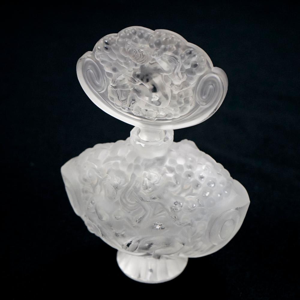 Oversized French Lalique Figural Art Glass Perfume Cologne Bottle 20th C 3