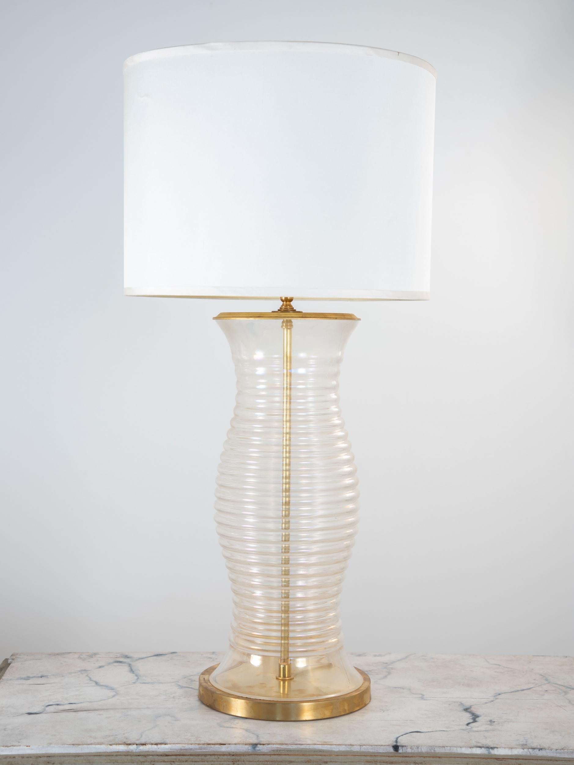 Oversized Glass & Brass Table Lamp In Good Condition For Sale In South Salem, NY