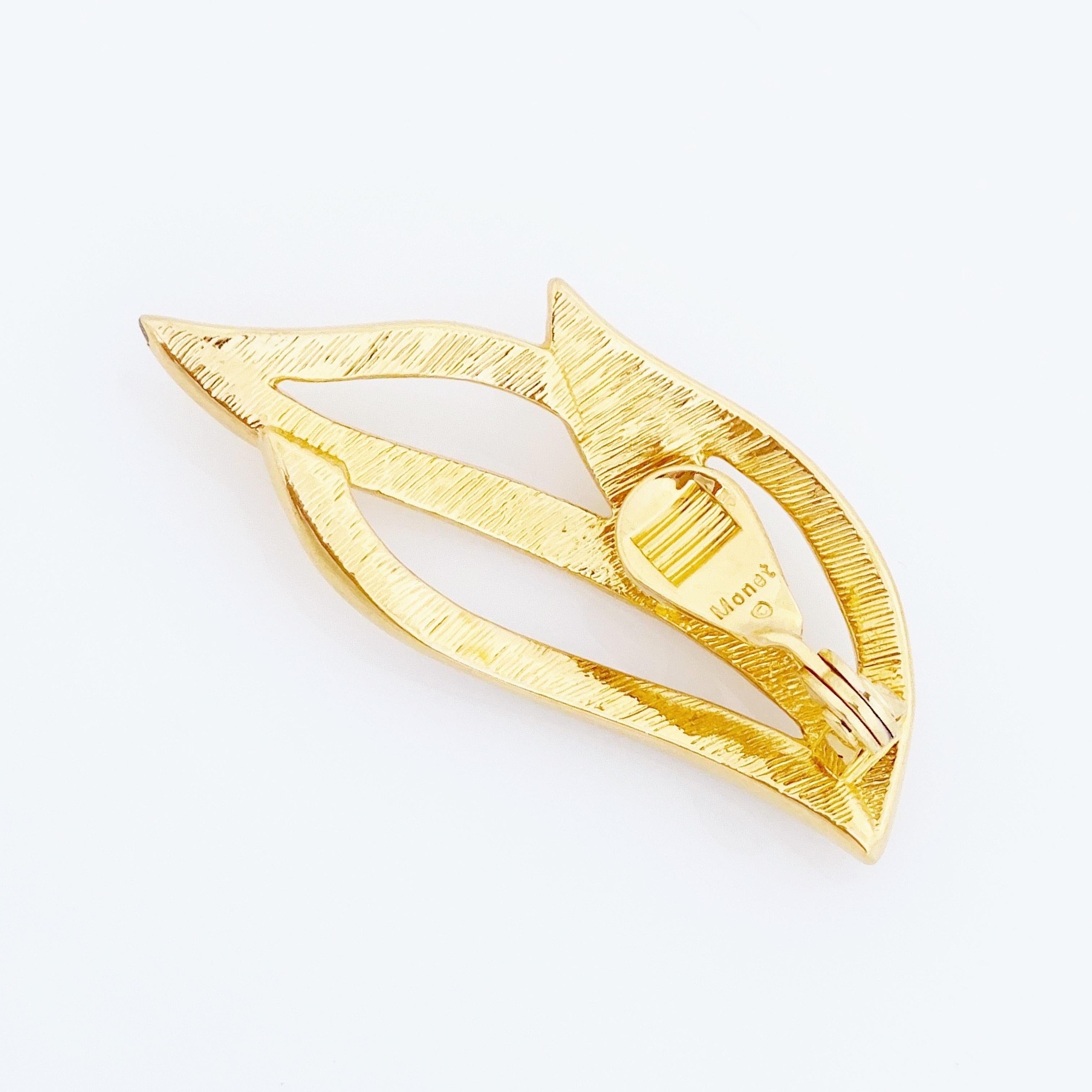 Übergroße abstrakte Messer-Ohrringe aus Gold mit Strasssteinen von Monet, 1980er Jahre Damen im Angebot