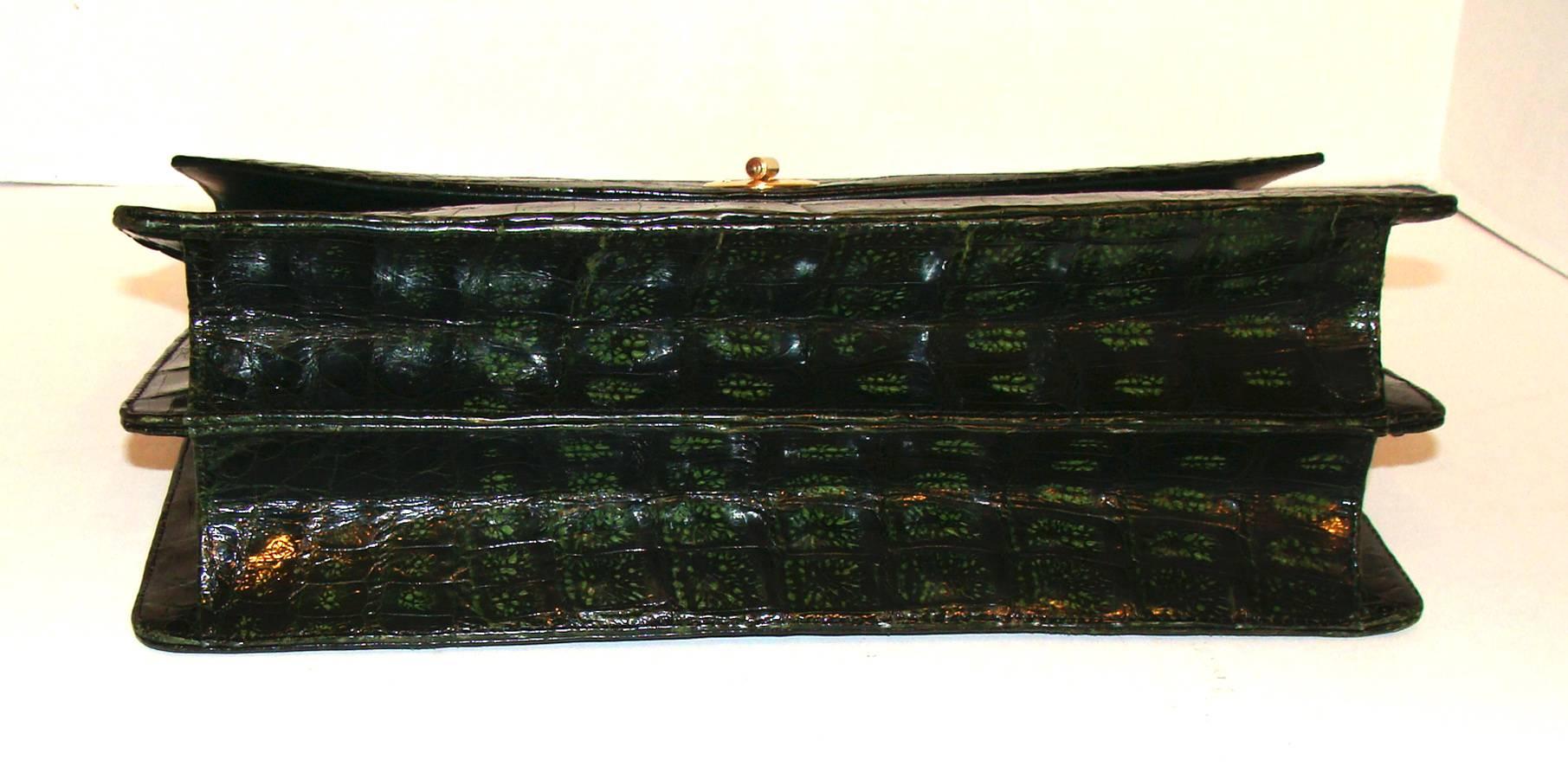 Black Large Green Alligator Bag Vintage Harrods FALL For Sale