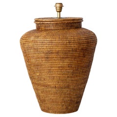 Lampada da tavolo o da terra in rattan intrecciato a mano, Birmania/Myanmar, anni '80