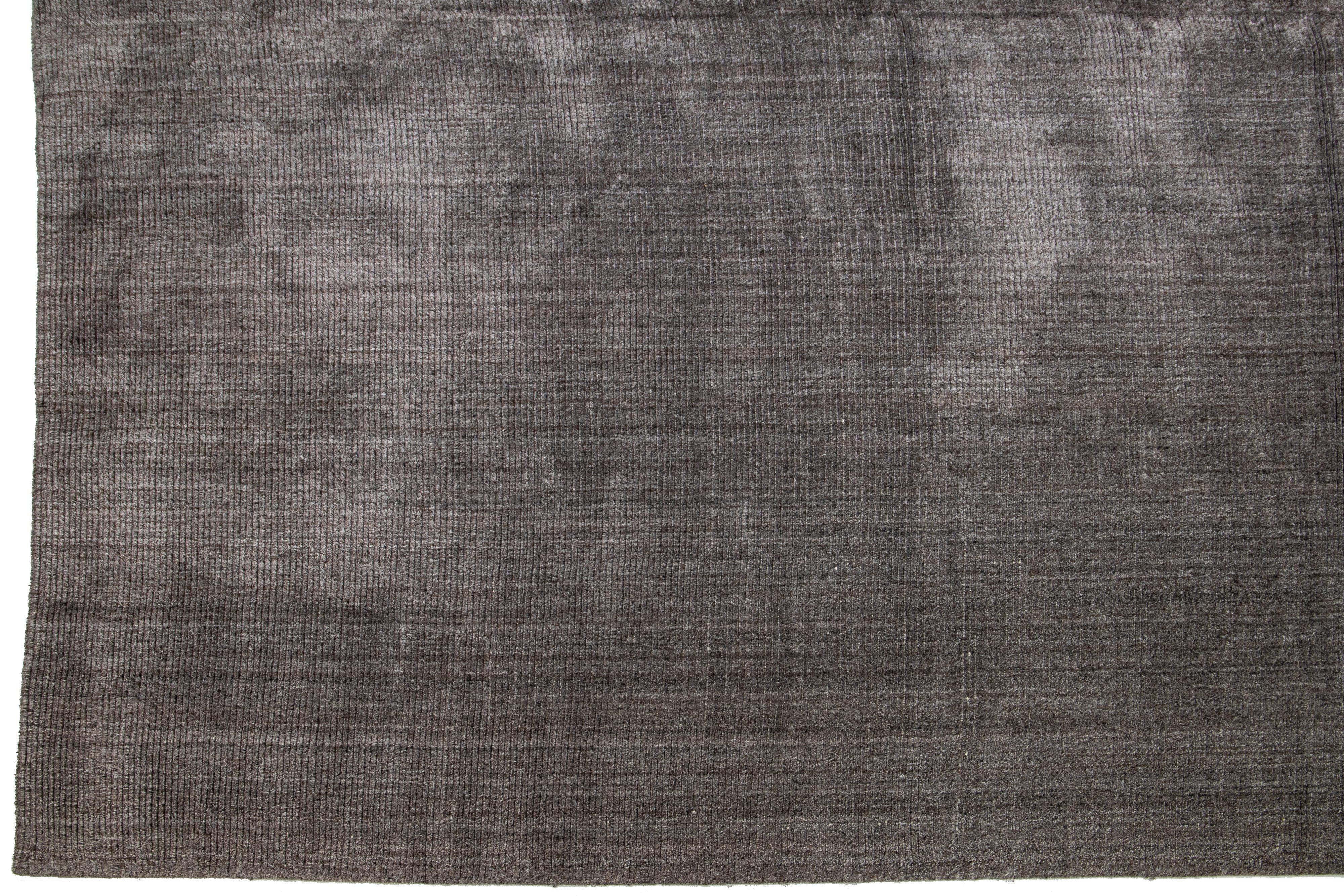 Oversized Handmade Gray Modern Indian Loop/Cut Wool Rug With Solid Design  For Sale 2