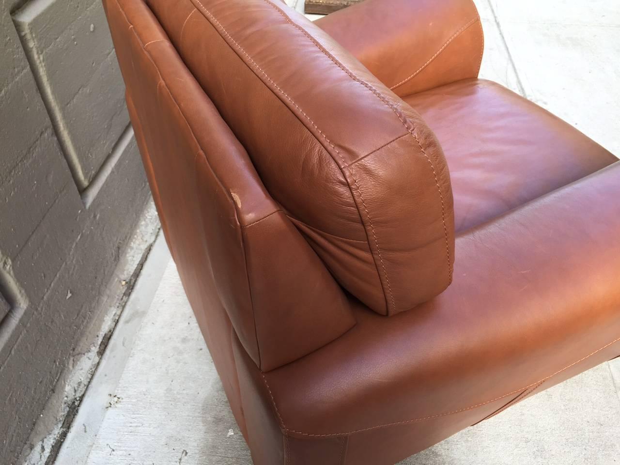 Mid-Century Modern Oversized Italian Leather Lounge Chair For Sale