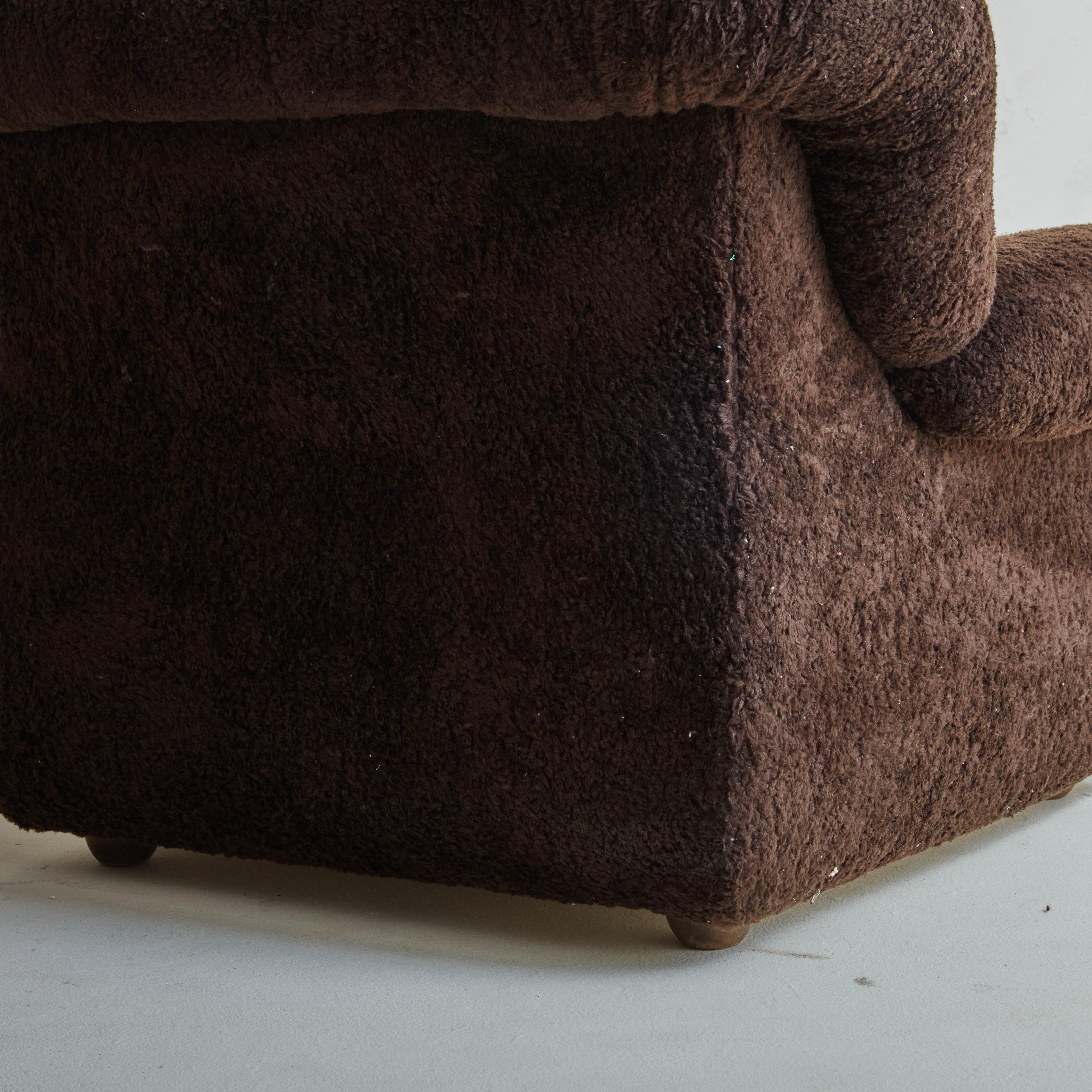 Oversized Italian Lounge Chair in Brown Teddy Fabric With Button Tufts For Sale 9