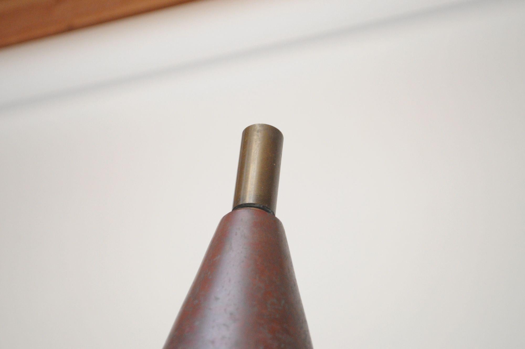 Lámpara de mesa modernista italiana sobredimensionada de cobre patinado, bronce y cristal en venta 4