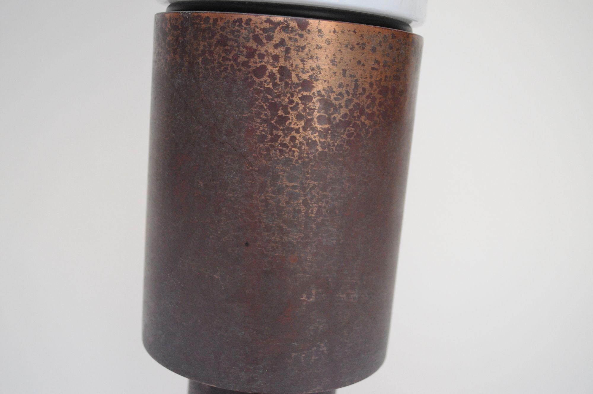 Lámpara de mesa modernista italiana sobredimensionada de cobre patinado, bronce y cristal en venta 1