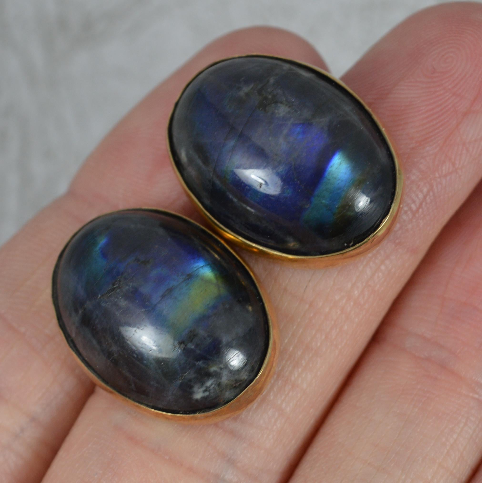 Oversized Labradorite Solitaire 9ct Gold Stud Earrings In Excellent Condition In St Helens, GB