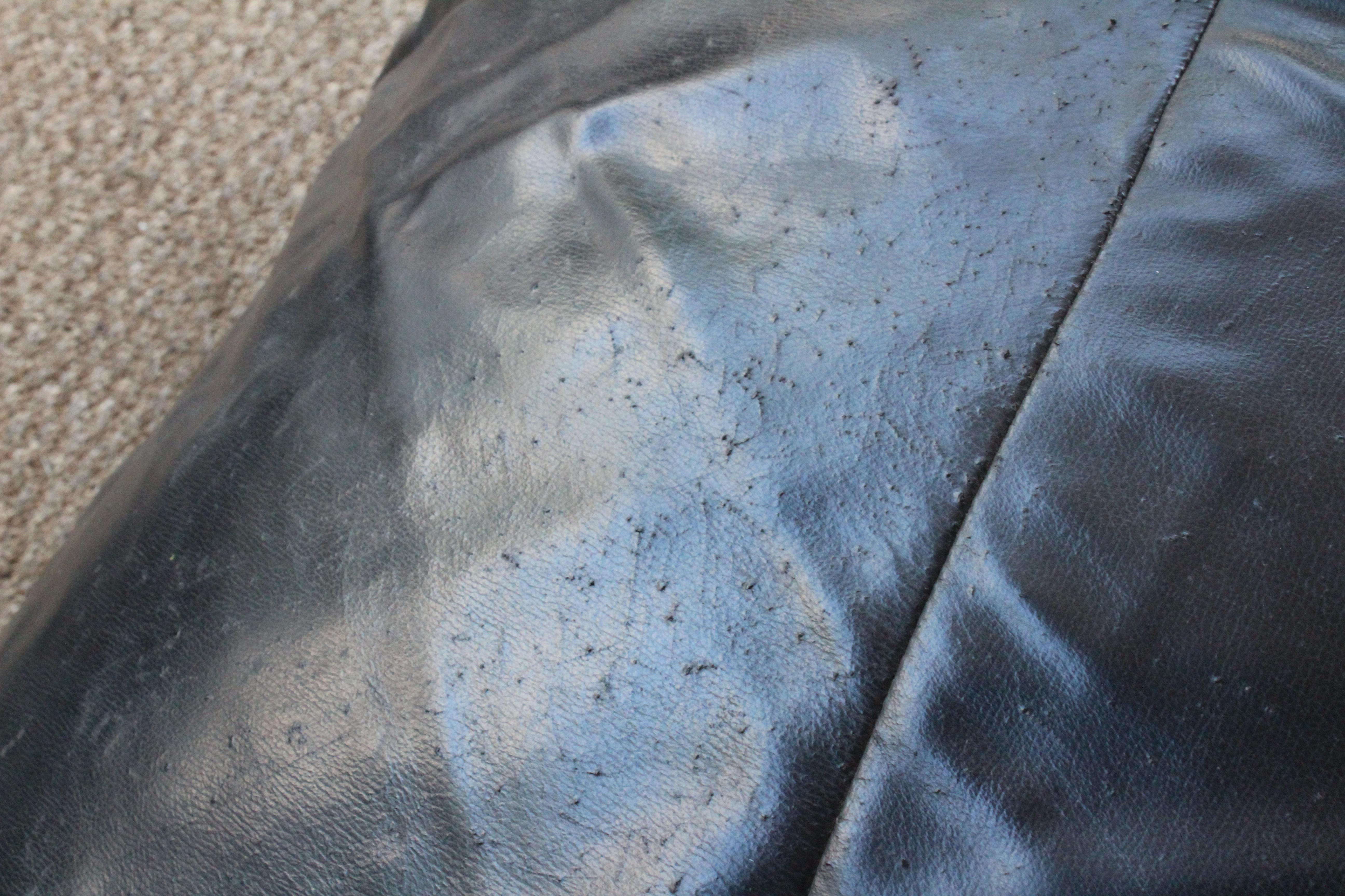 Oversized Leather Bean Bag Sofa, Italy, 1970s 5